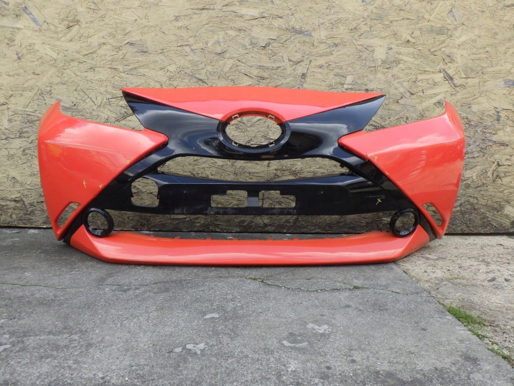 TOYOTA AYGO II 2 14- branik prednji