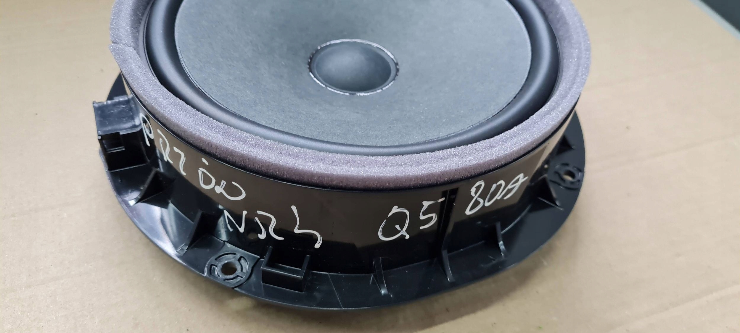 Q5 80A speaker door front left right 80A035415
