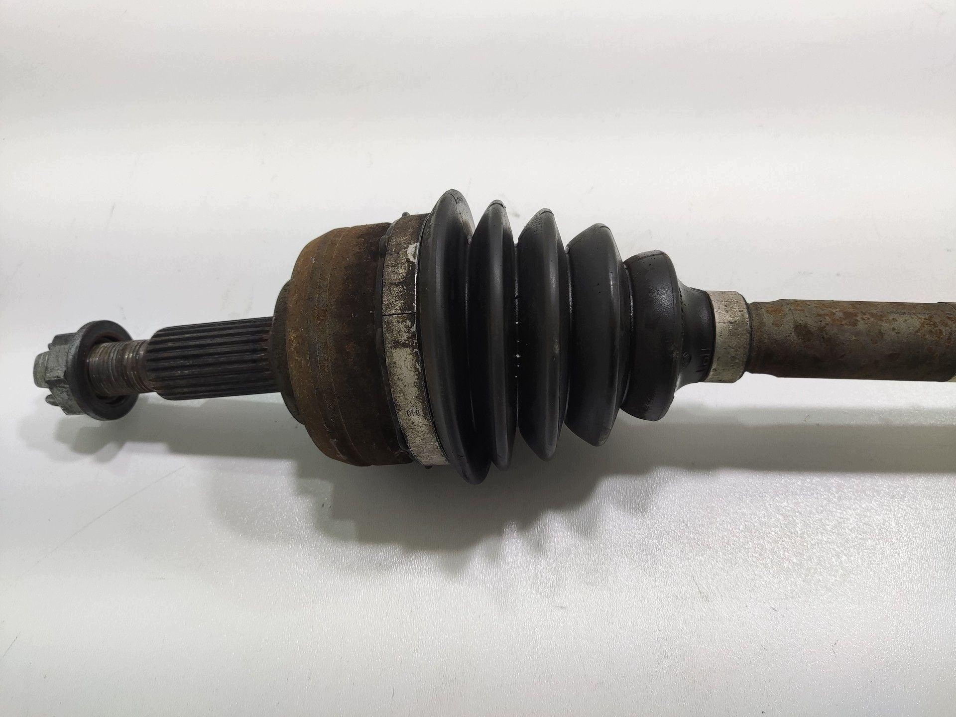 semi-axis right right front RENAULT CAPTUR and 1.5 DCI 2013-2016 391000367R