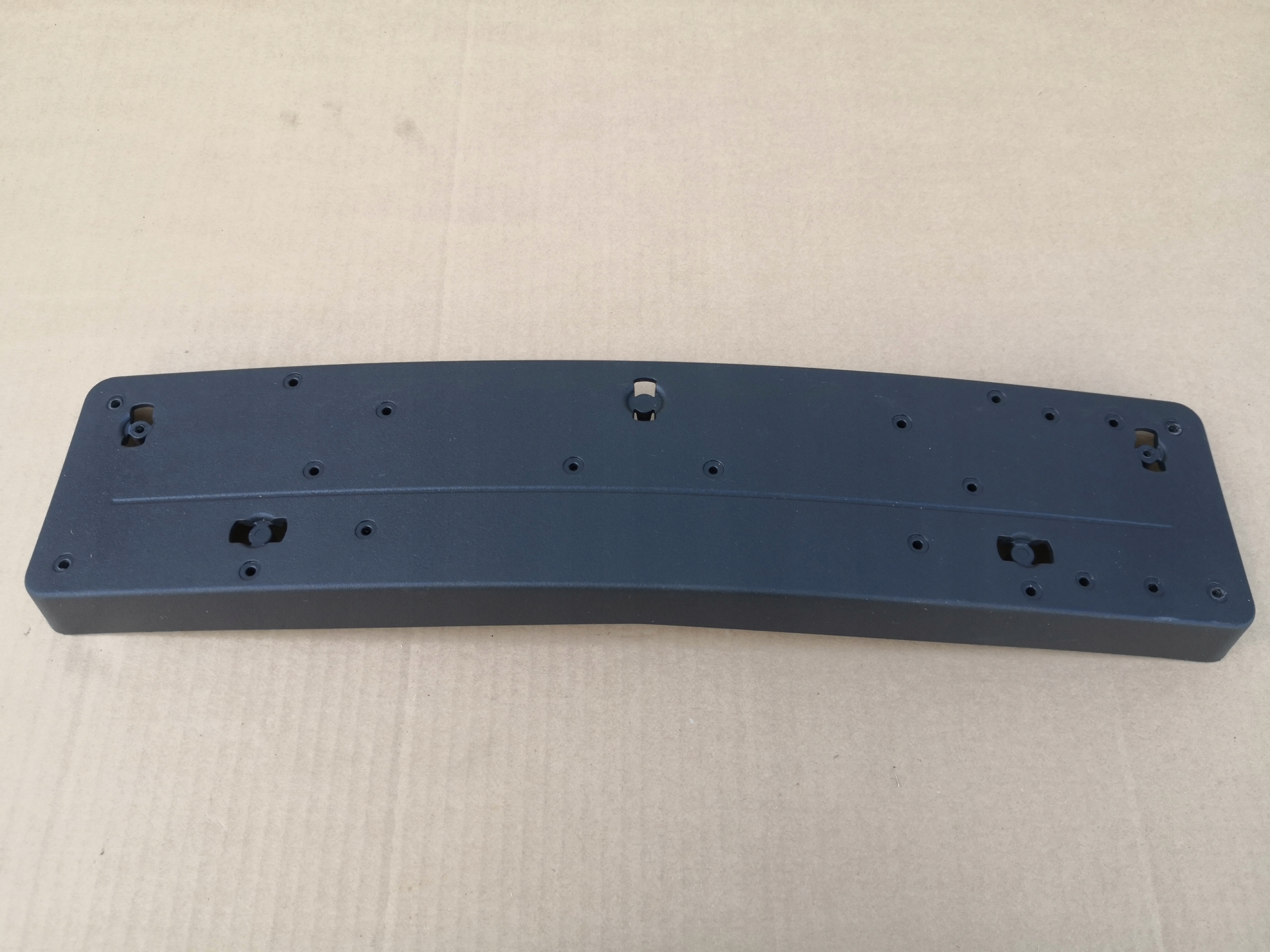 MERCEDES A KLASA W177 LIFT PODKŁADKA POD TABLICE