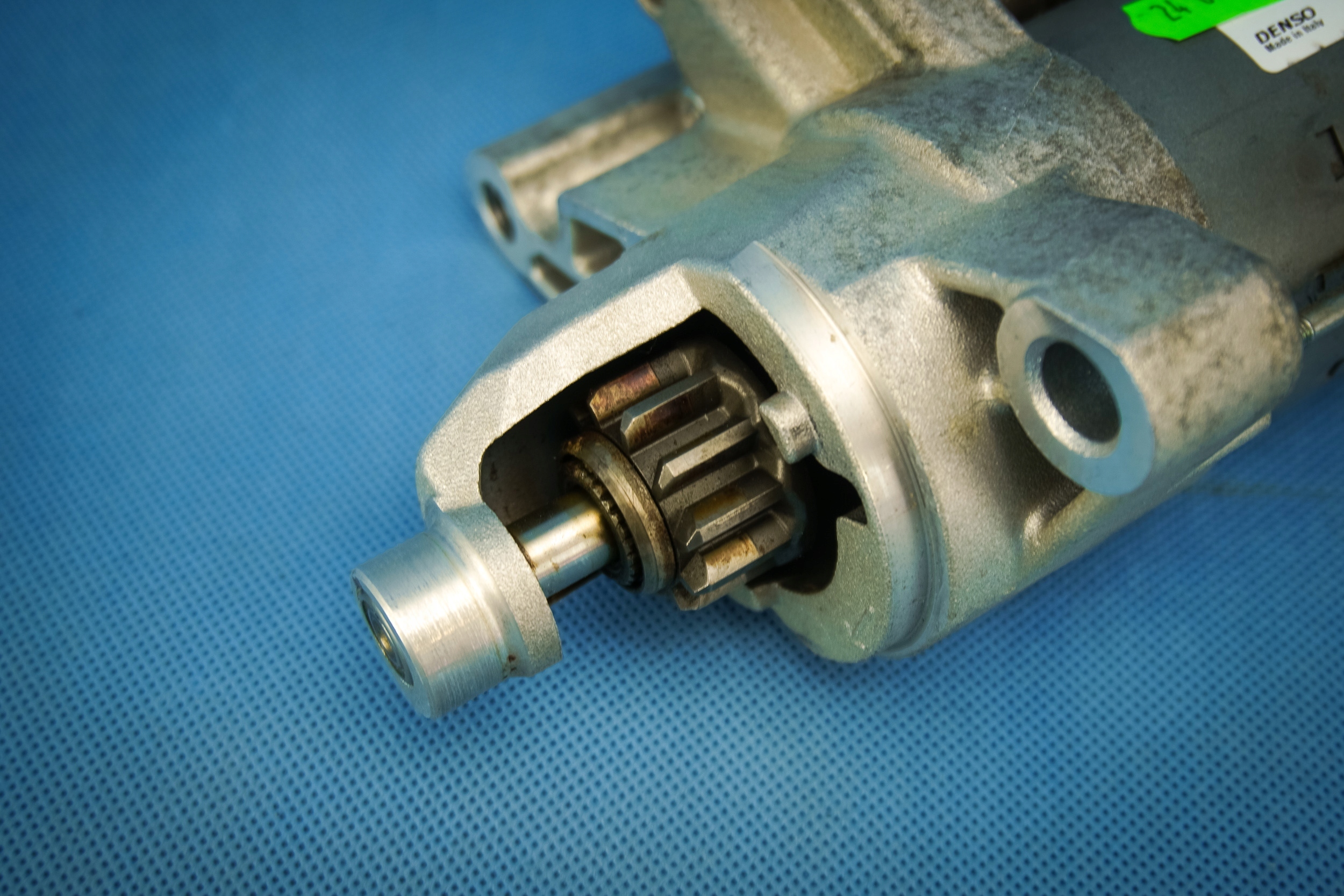 starter Audi A6 4G C7 2.0TDI 04L911024