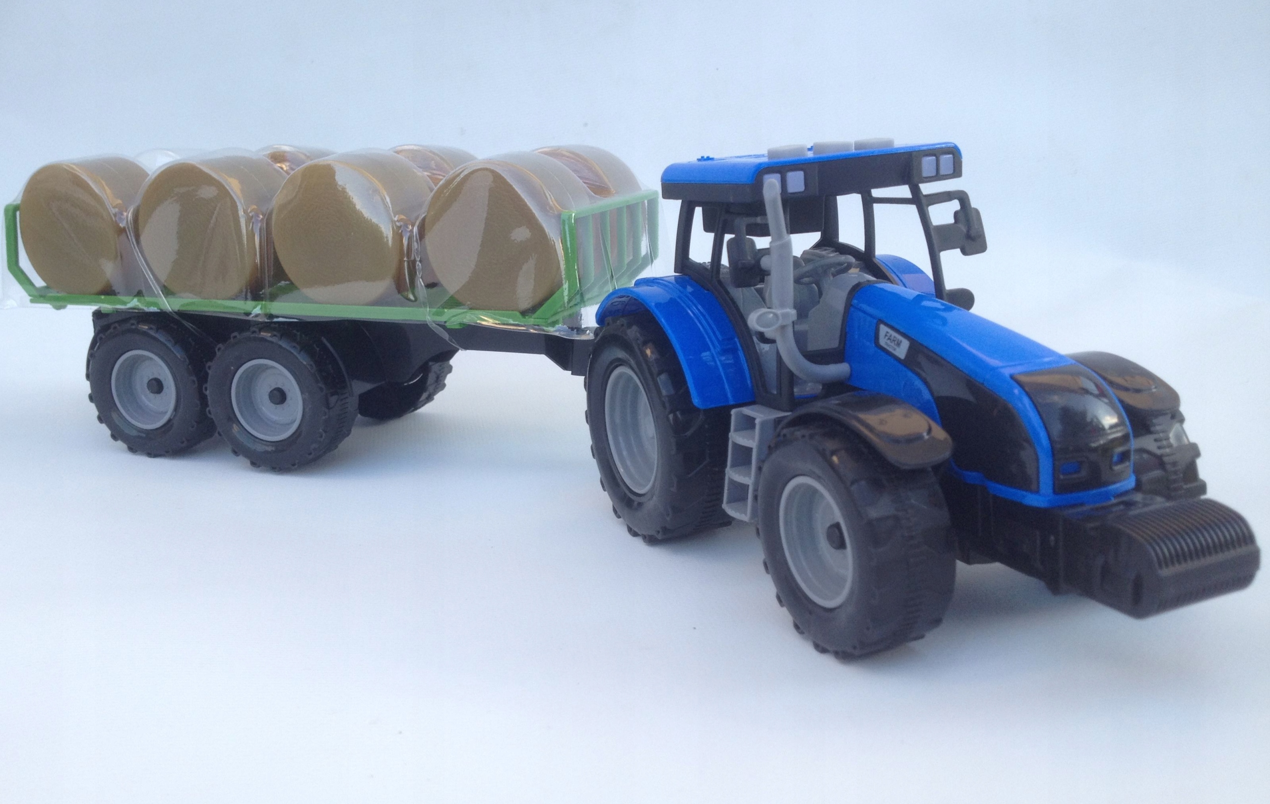 DUŻY TRAKTOR Z PRZYCZEPĄ ŚWIATŁO I DŹWIĘK FARMER