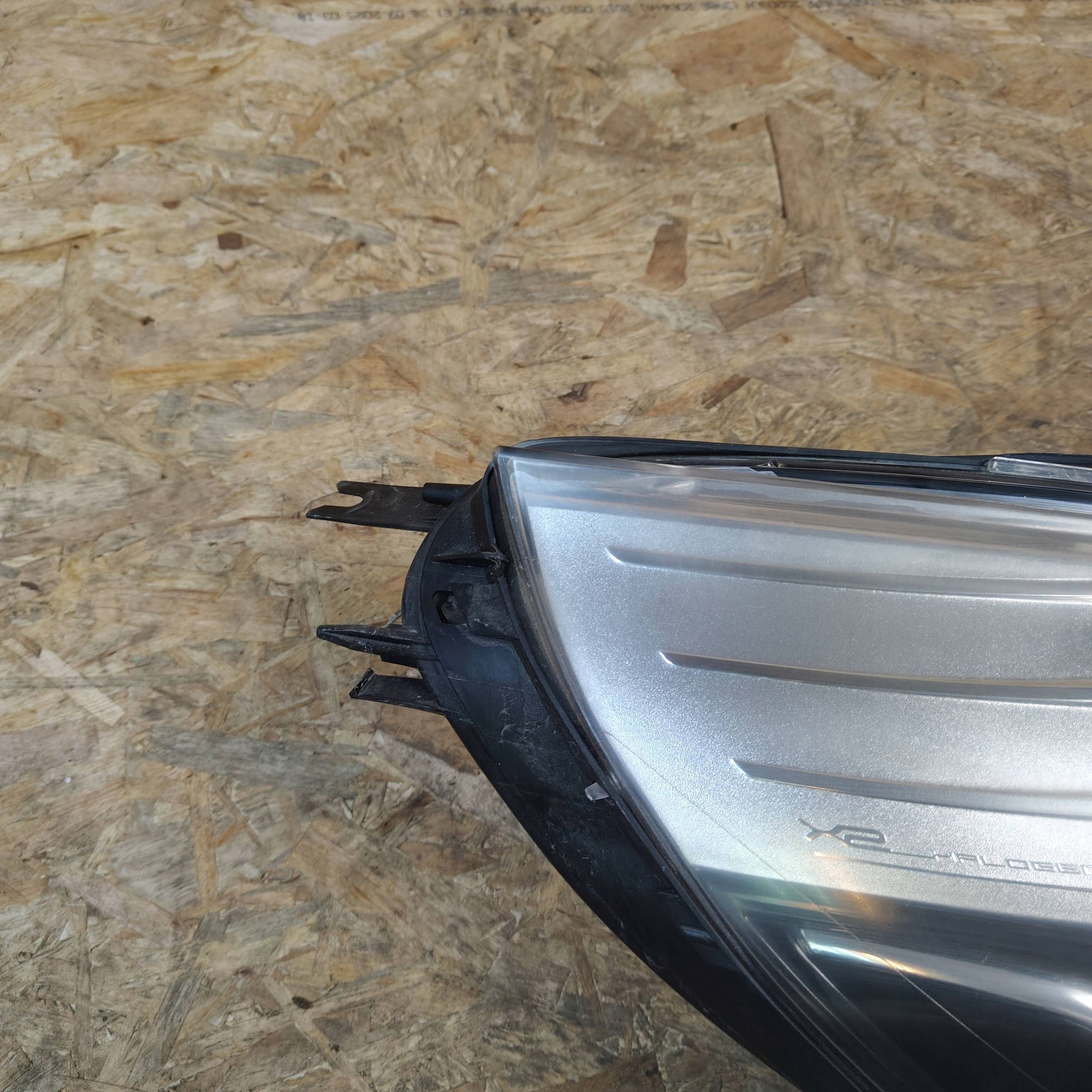 Reflektor front side right Renault Clio IV 260102796R