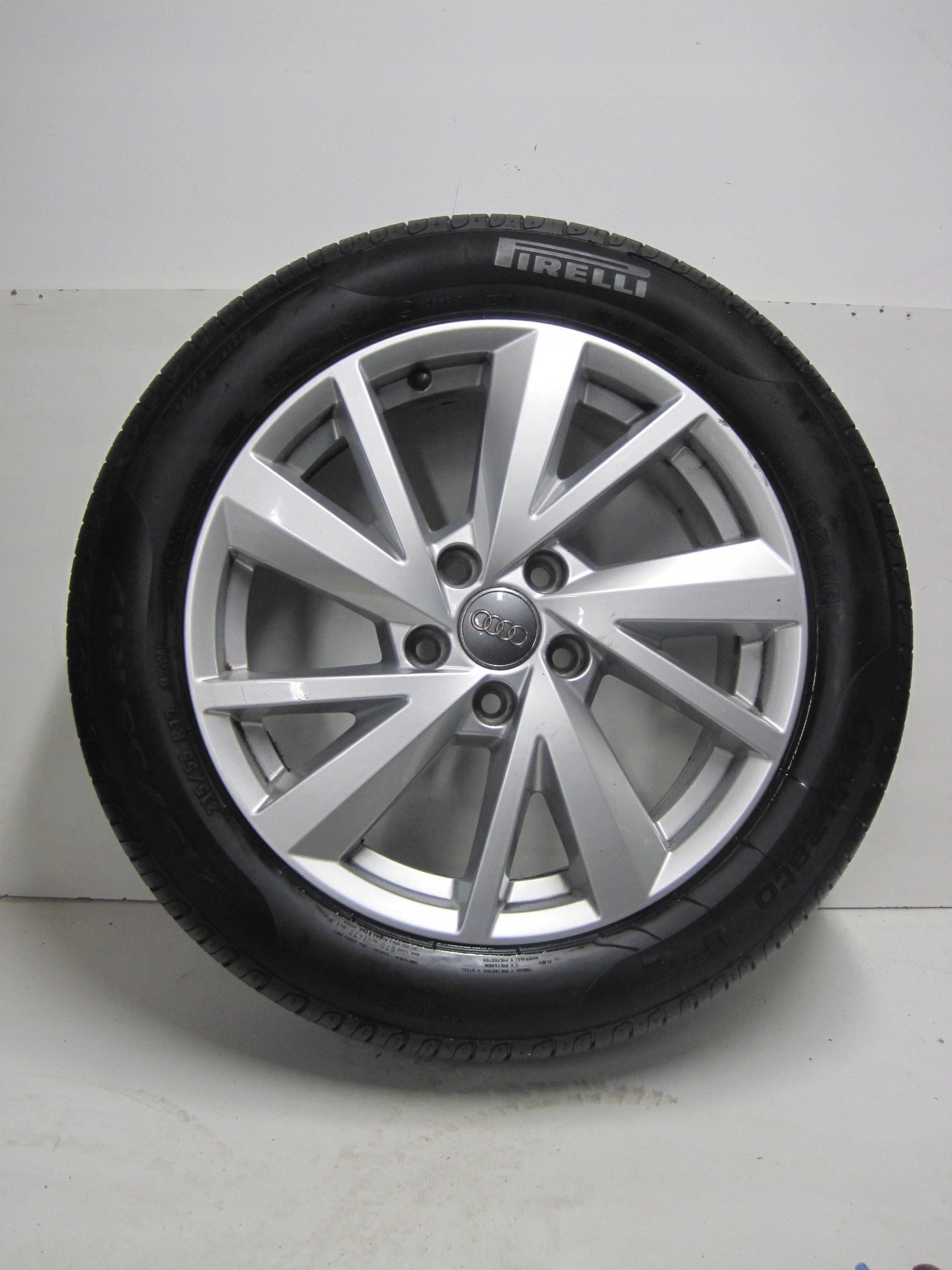 wheels discs tyres Audi Q2 81A R17 5 6 MM