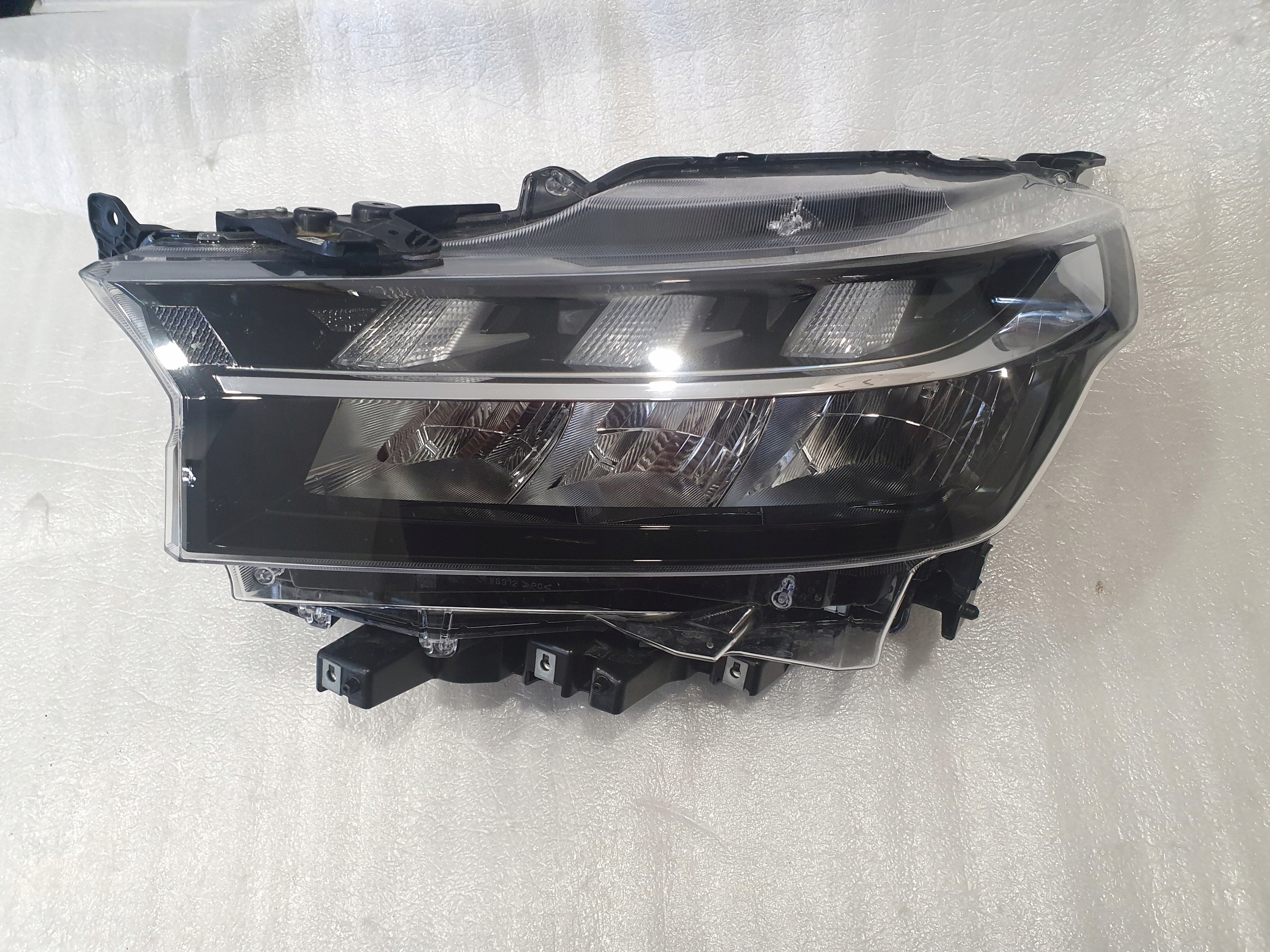 SUZUKI S CROSS 2022 FULL LED