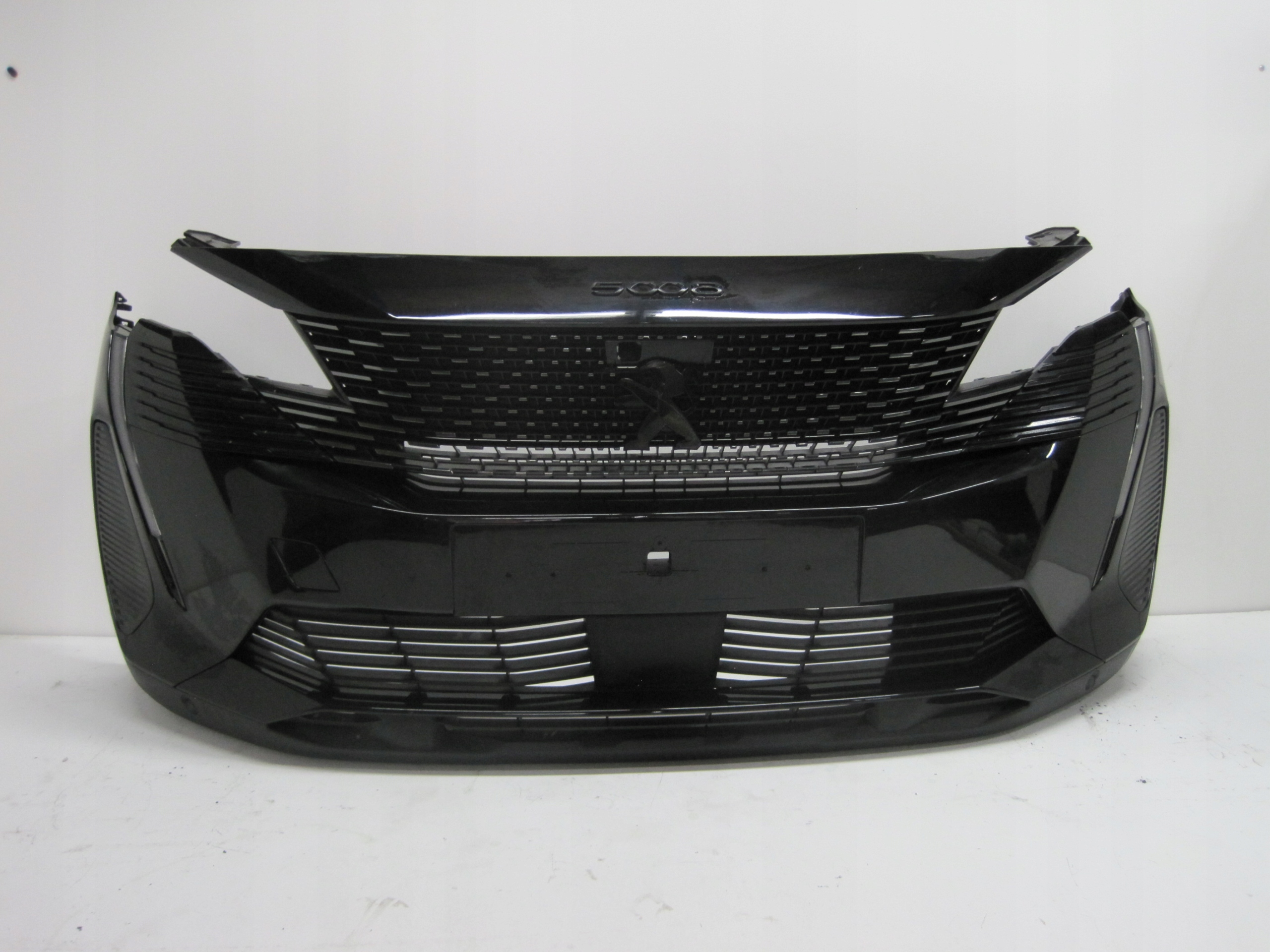 bumper front PEUGEOT 5008 GT 6 PDC 23R BLACK front