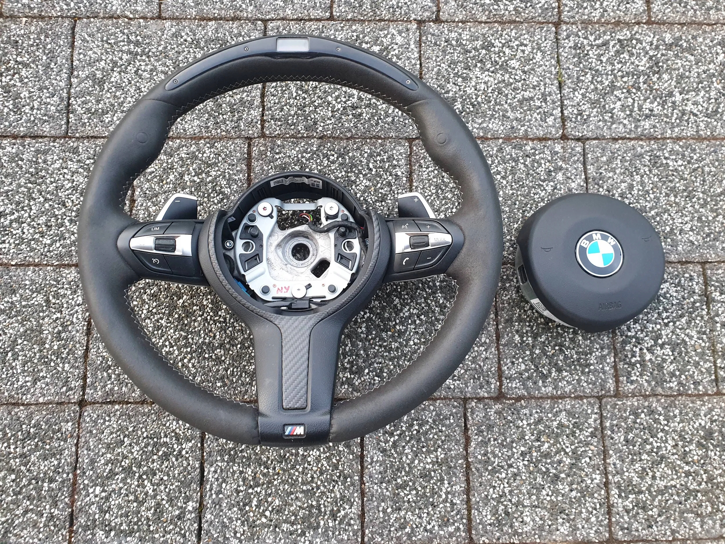 BMW F20 F21 F22 F30 F32 F36 KIEROWNICA PERFORMANCE