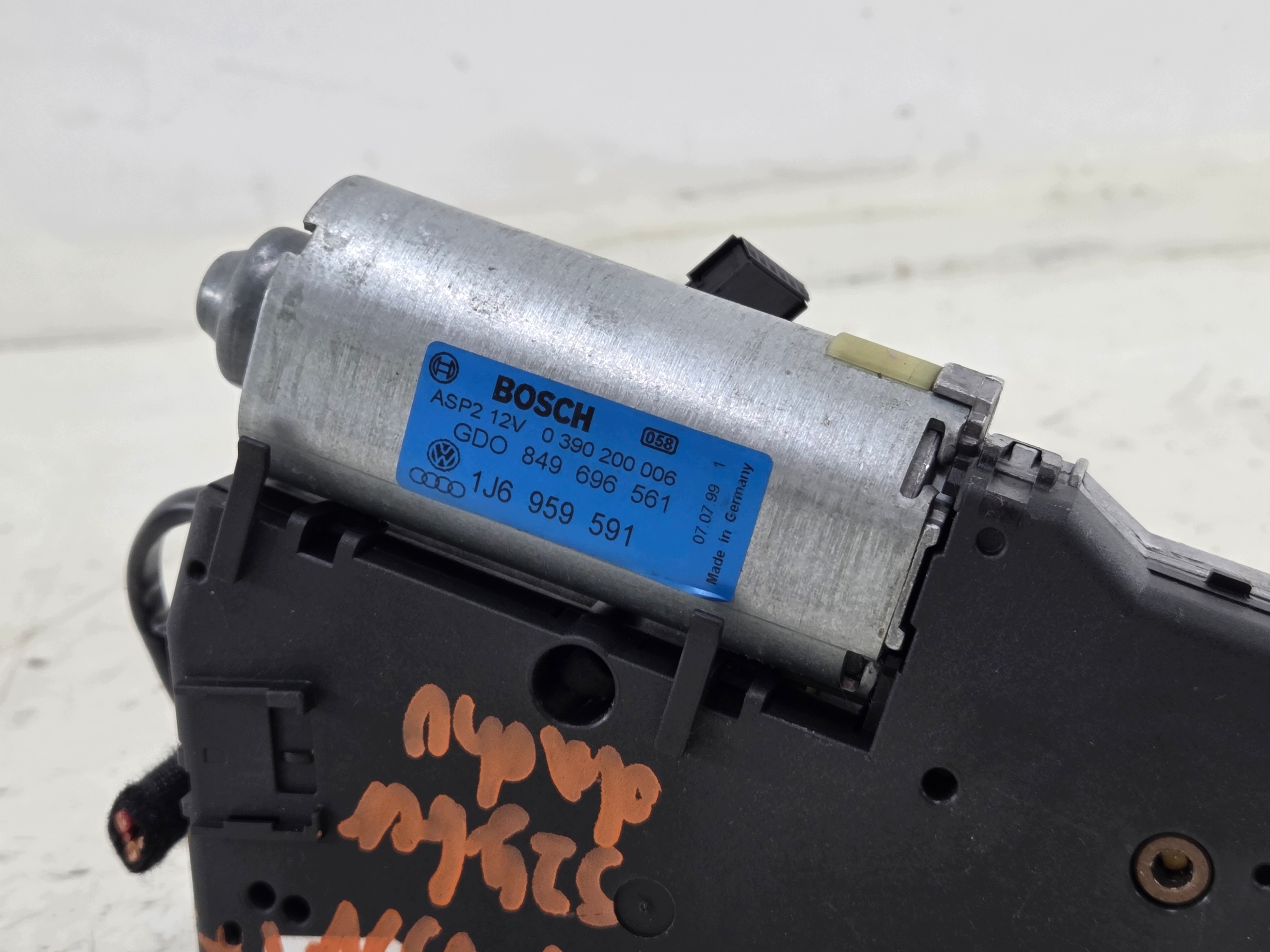 VW GOLF IV PASSAT B5 Motor Schiebedach 1J6959591