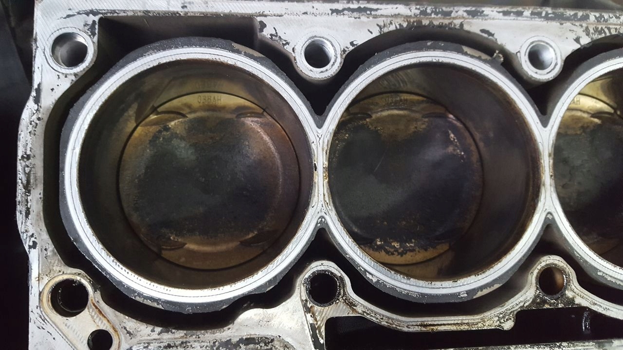 Blok Motore VW Golf IV 1,4 16V AKQ