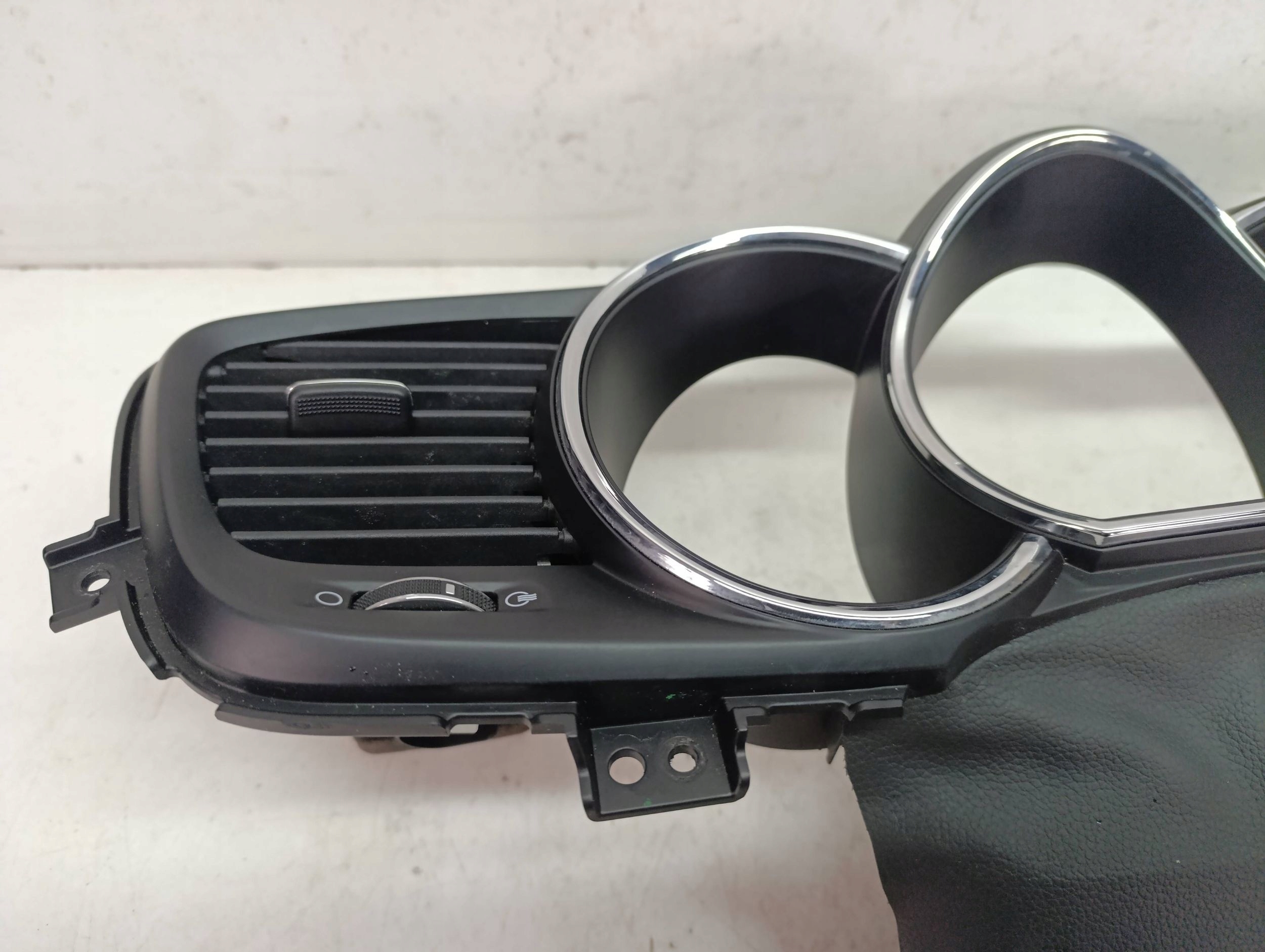 kia OPTIMA III K5 РЕСТАЙЛИНГ корпус счетчика решетки потока воздуха европа 848302T000