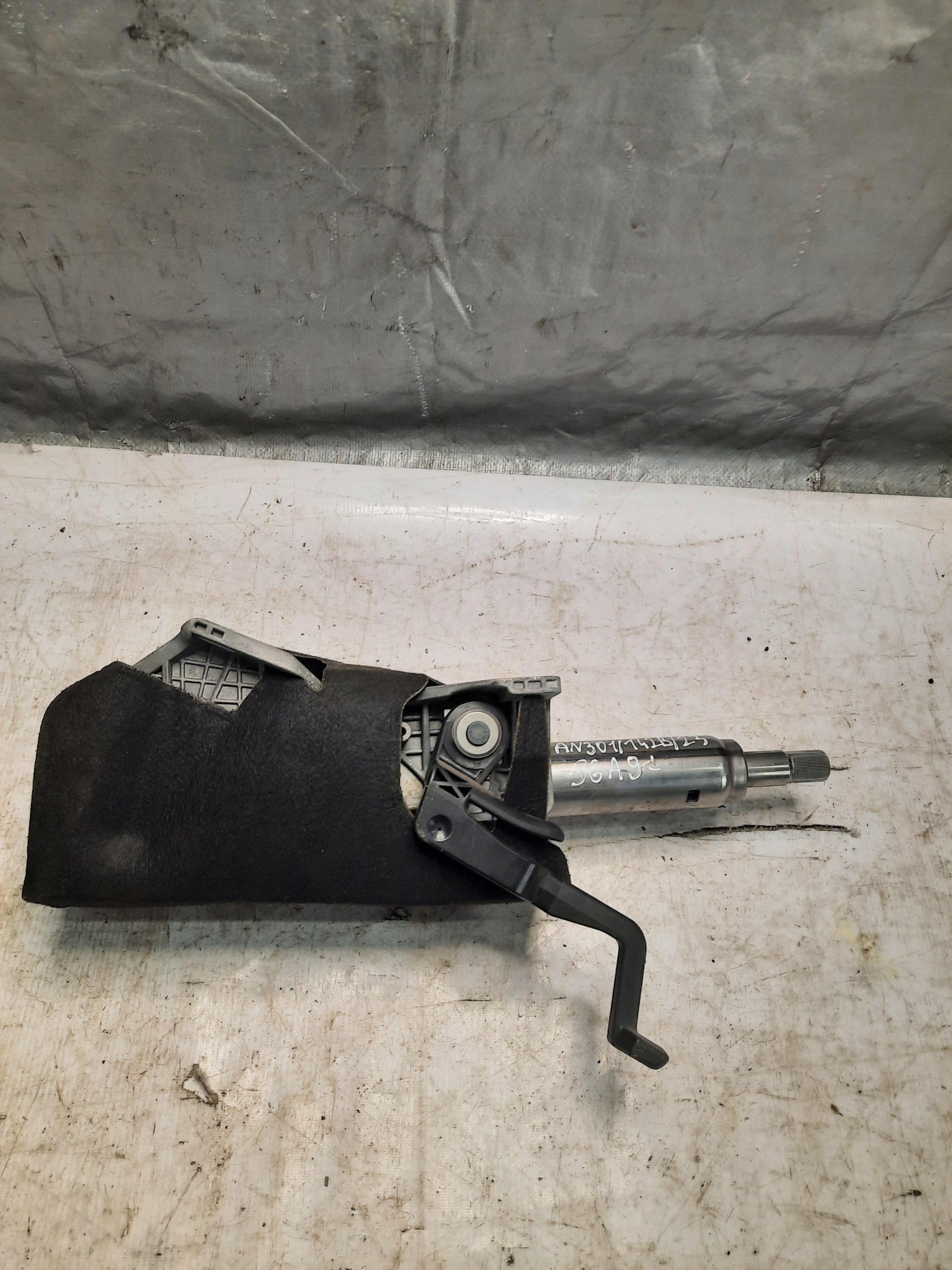 Opel OE 13328668 steering wheel rod
