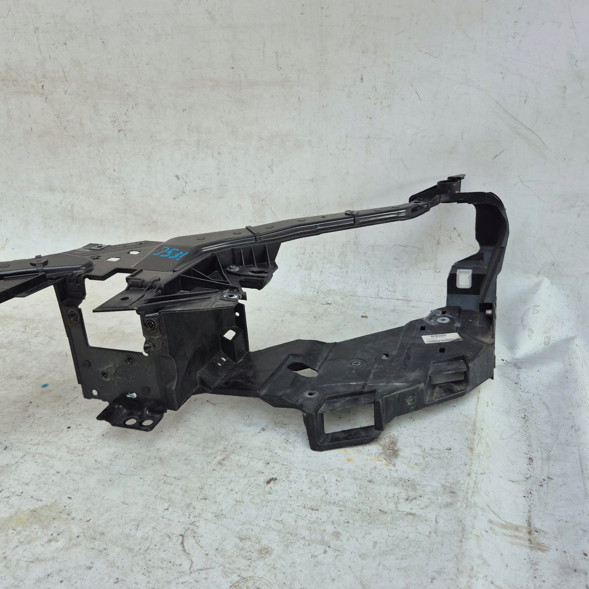 VOLVO V40 12-19 support panel for radiators pillar iron