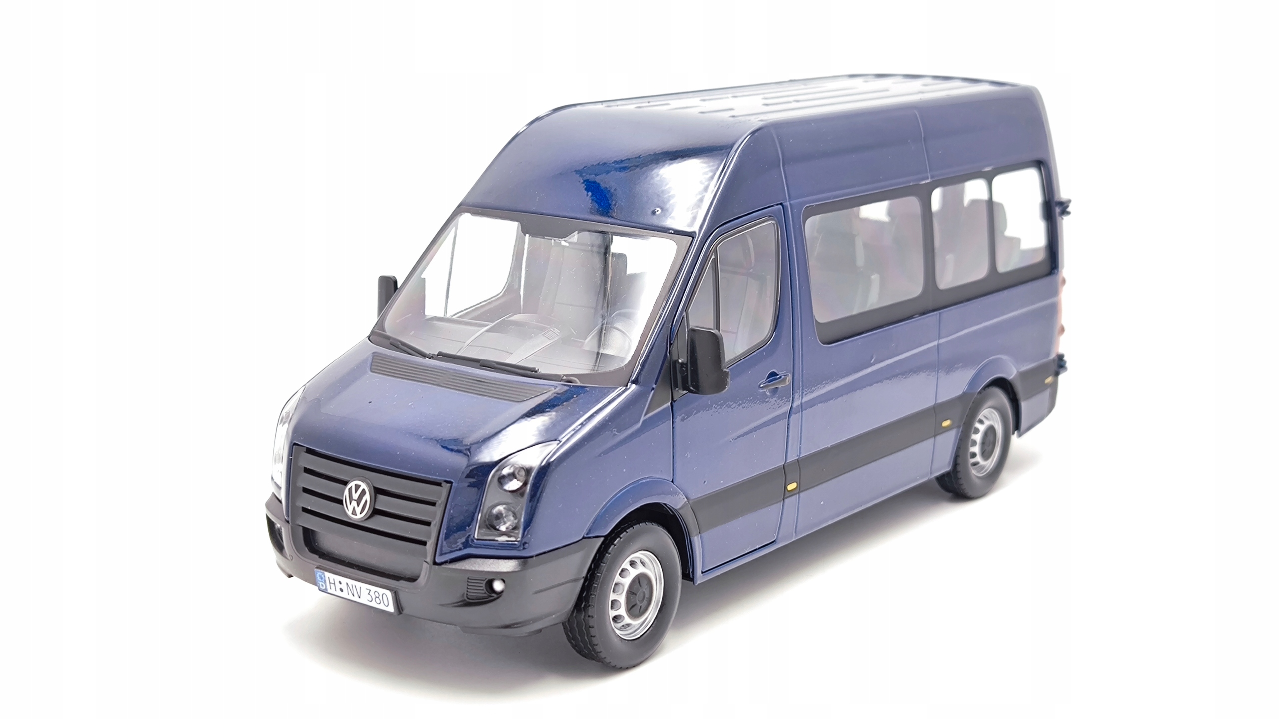 Volkswagen Crafter Van Navy Cararama 1:24
