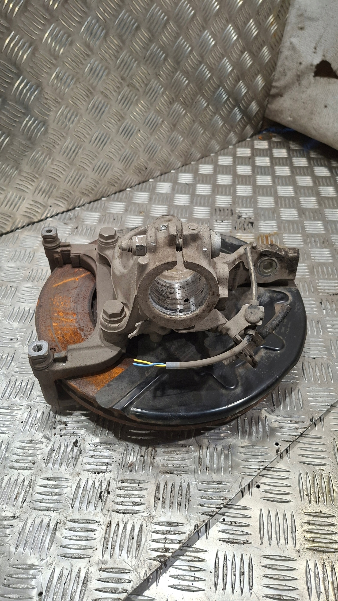 swing right front VW ID.4 PRO 128KW