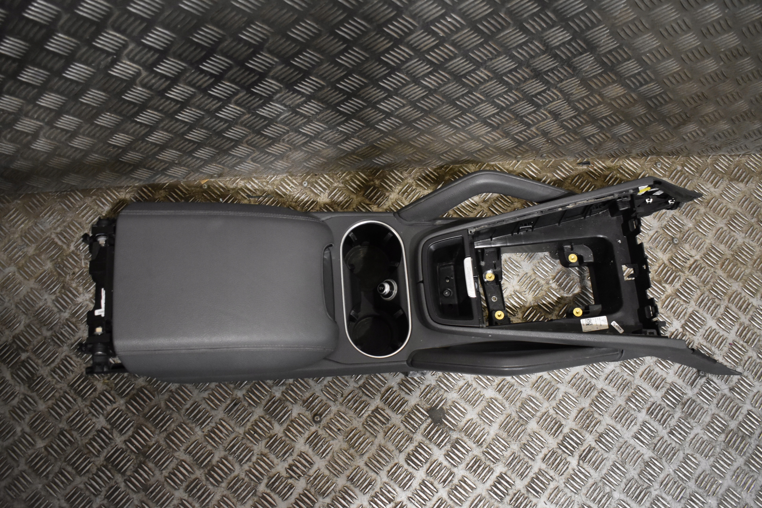 IDEALNY armrest TUNEL grey PORSCHE CAYENNE 9Y 1