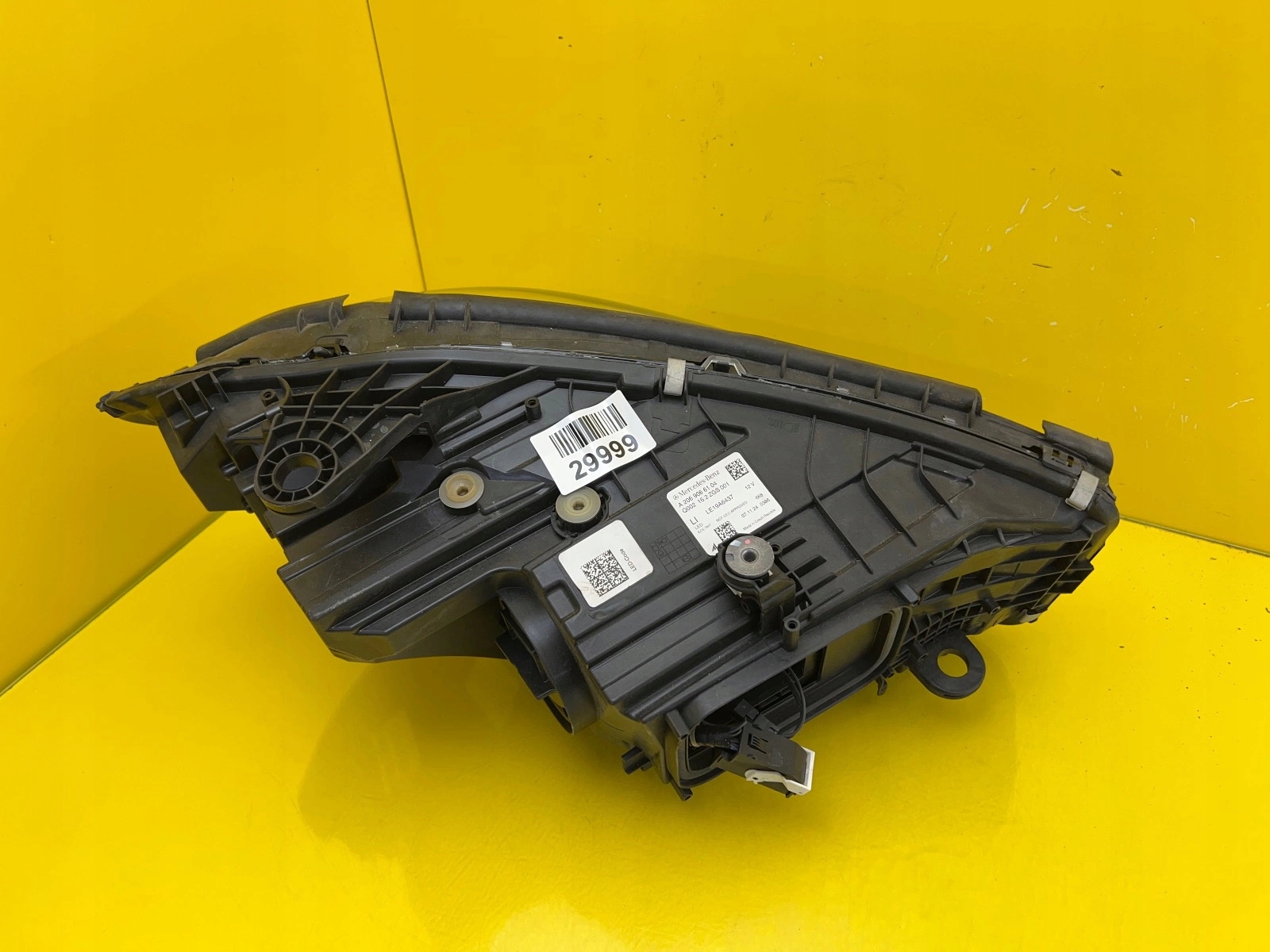 light left Mercedes C-Klasa W206 21- Full Led A2069066104