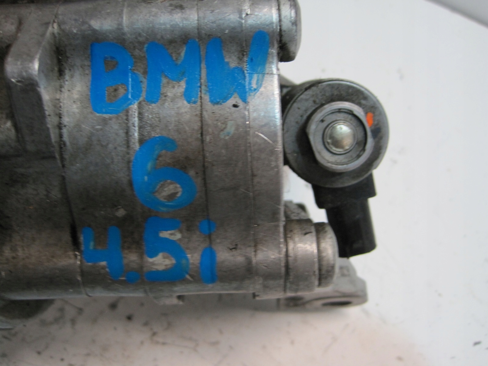 pompa servosterzo BMW 6 4,5i