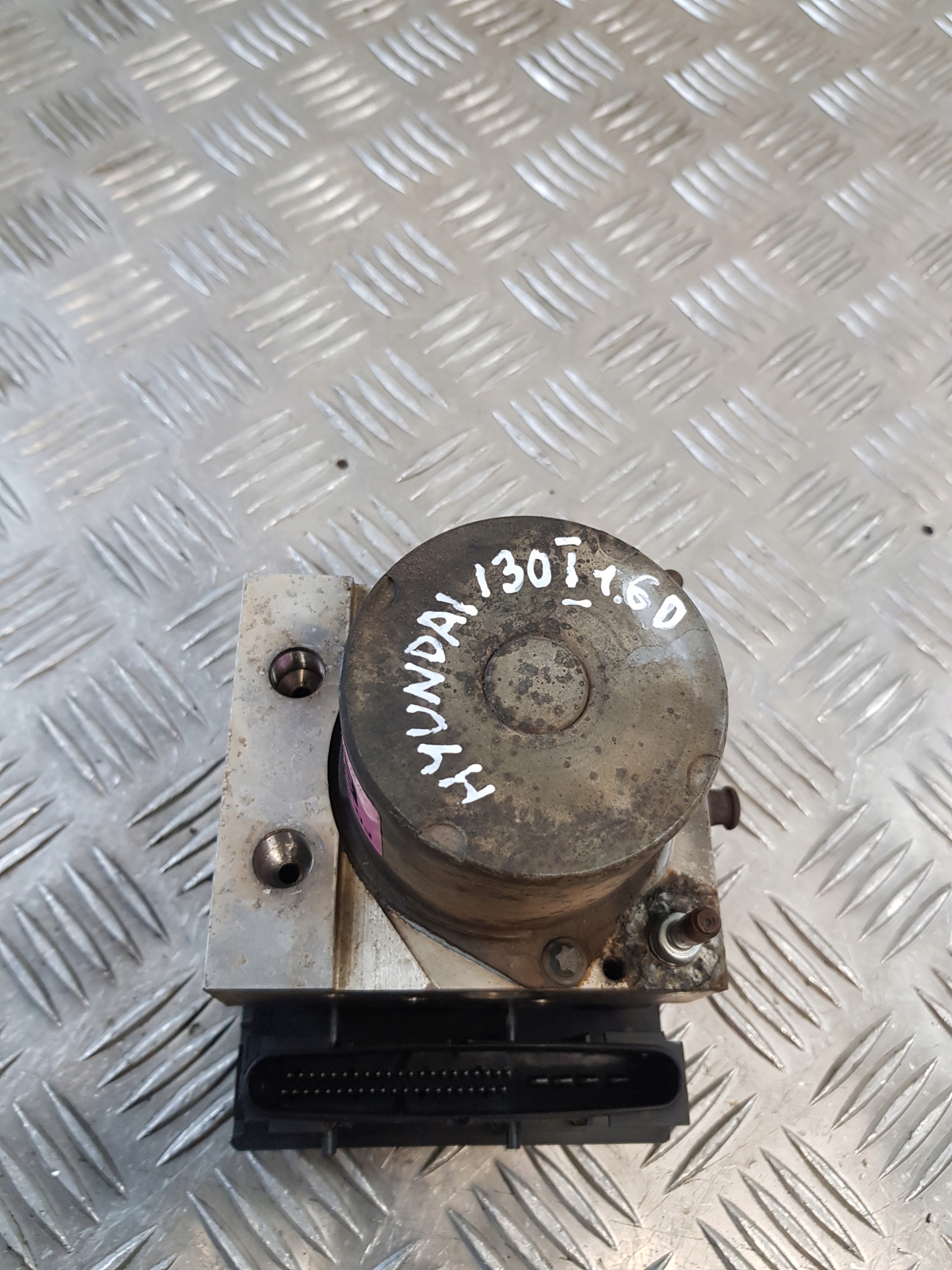 Pompa ABS ESP OE 58920-2L500 HYUNDAI I30 e 08R
