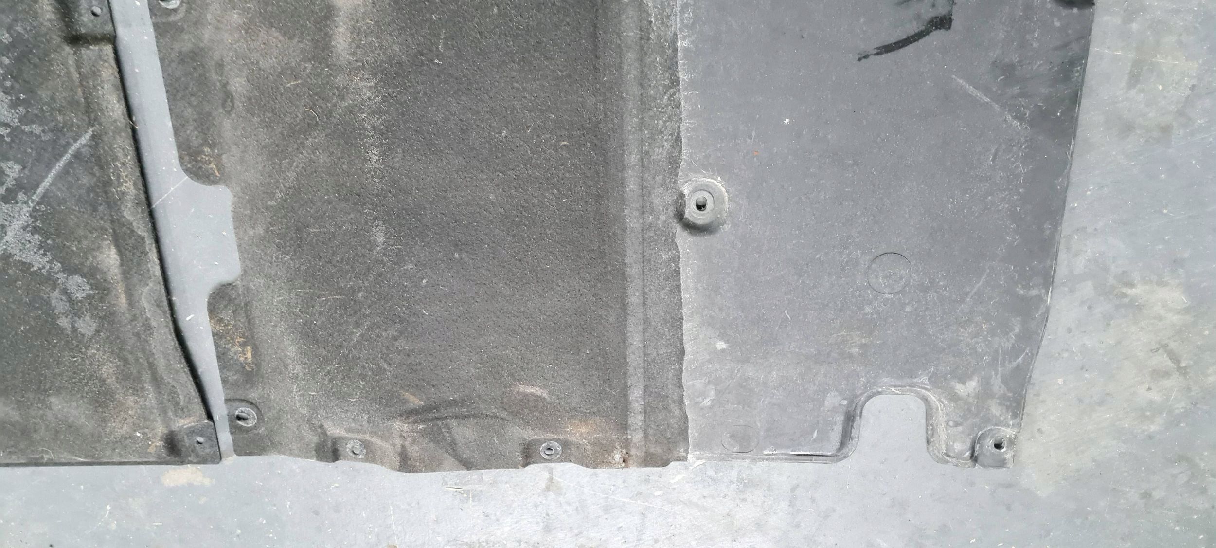 Q5 80A Blende Abdeckung Blende Abdeckung unter Motor Getriebe abdeckung KOMPLET 80B863821B