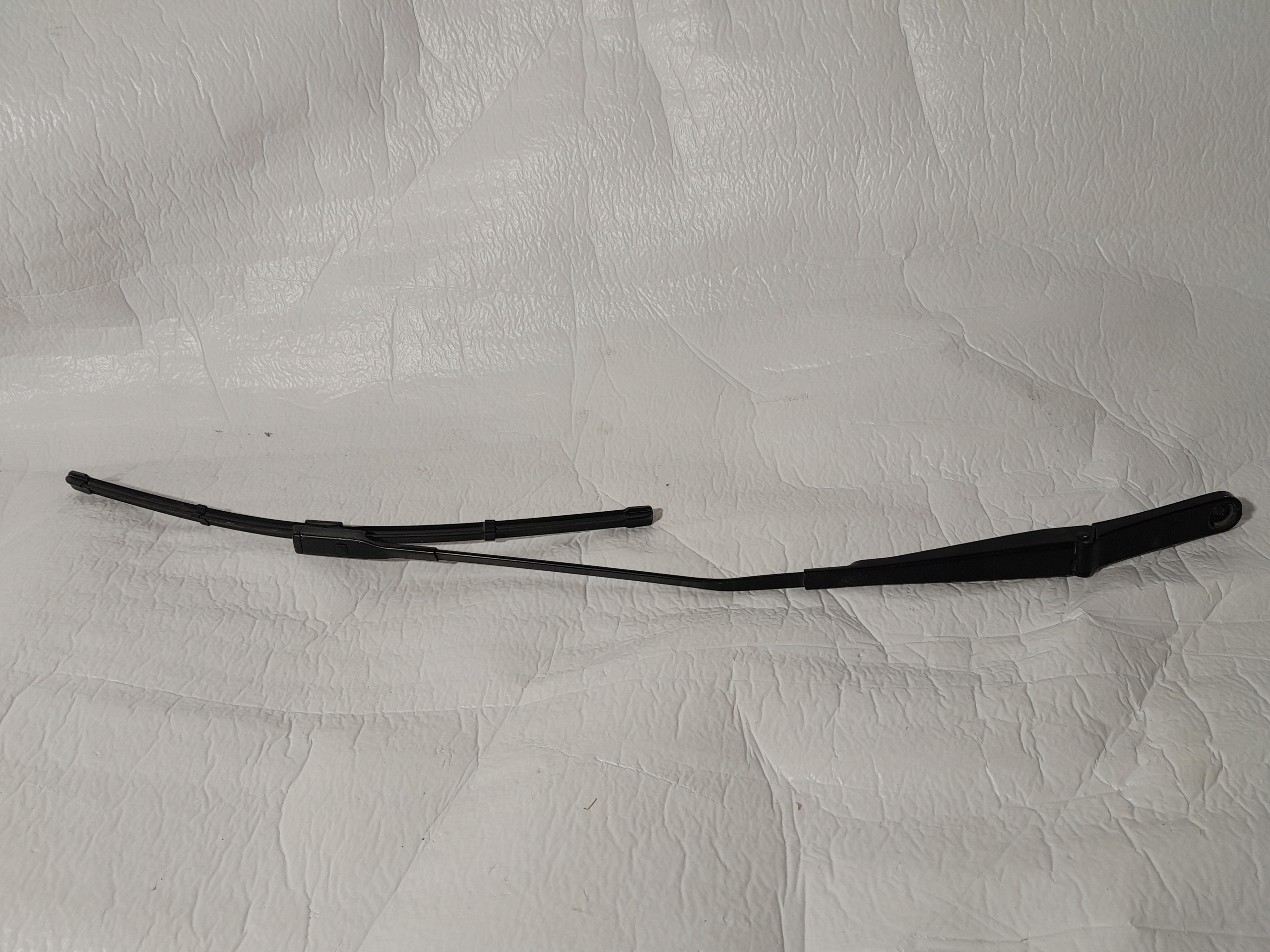 AUDI A4 B9 wiper arm right 8W1955408