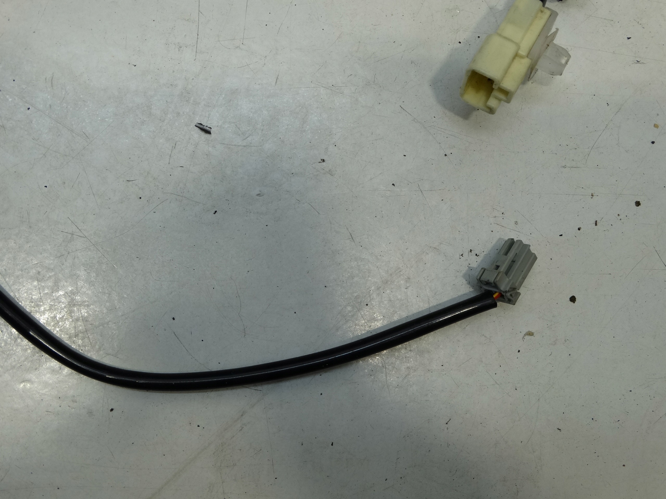 bundle door right front MITSUBISHI OUTLANDER III N258060