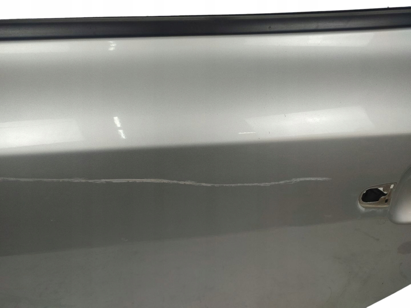 DRZWI LEWY TYŁ KIA CEED I 1 ED (2006-2009) SW KOMBI KOD LAKIERU 9S Strona zabudowy tył - lewa