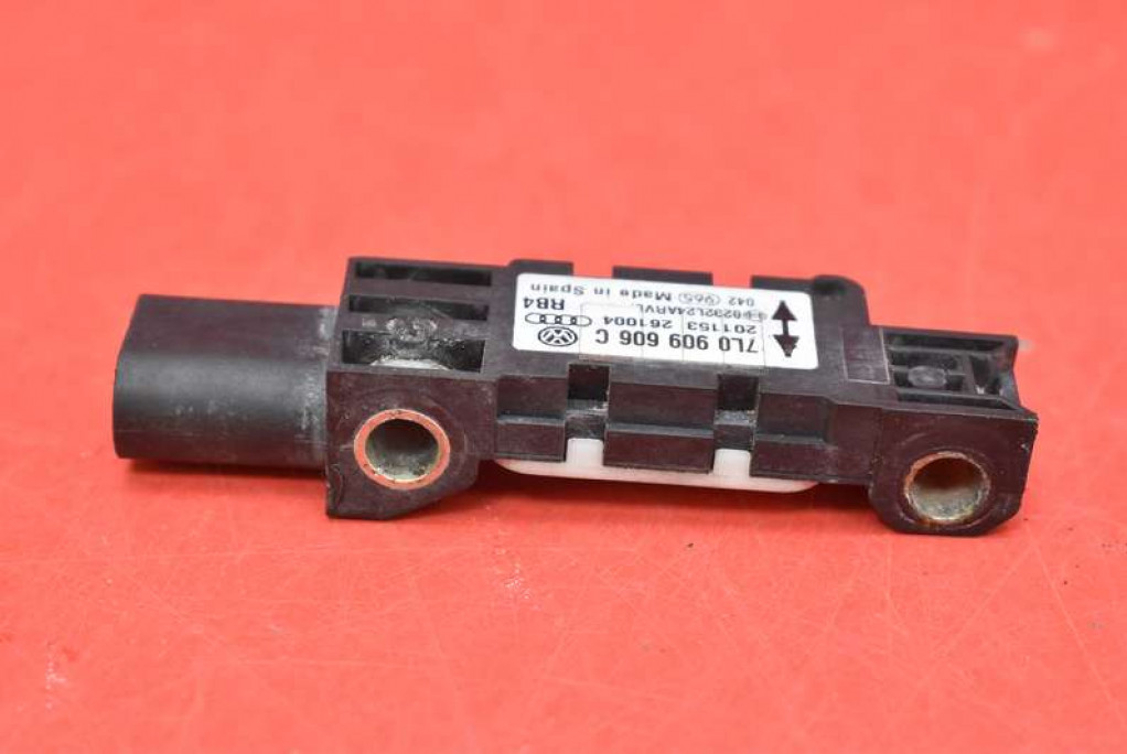 impact sensor right 7L0909606C PORSCHE CAYENNE 1 and 02-07