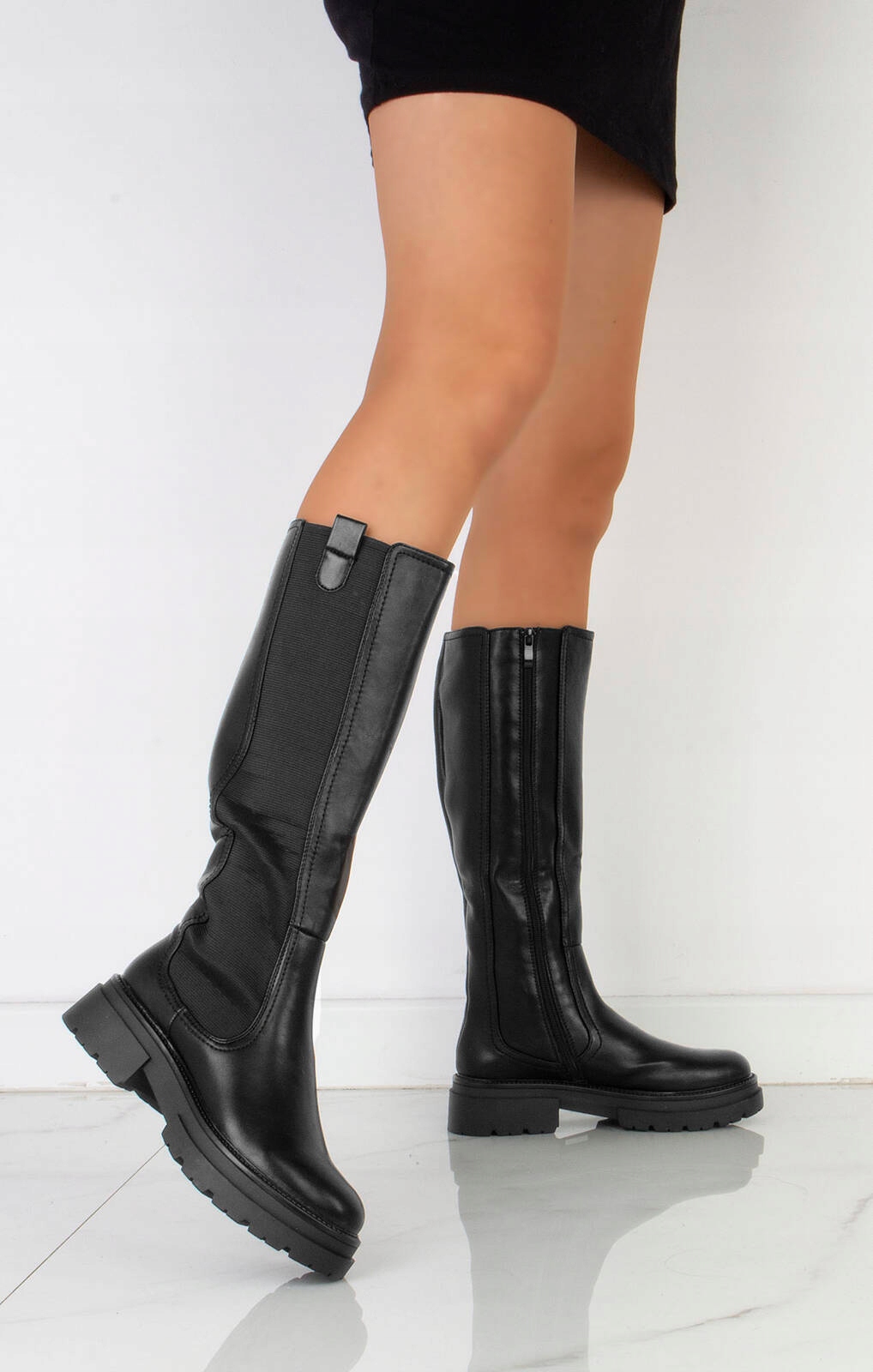 KOZAKI OFICERKI ELASTYCZNE CZARNE SKÓRZANE 38 Kolor czarny