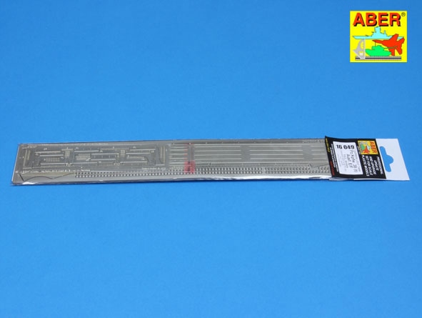 Aber 16049 1/16 Německý lehký tank Pz. 38(t) č.2 – blatníky