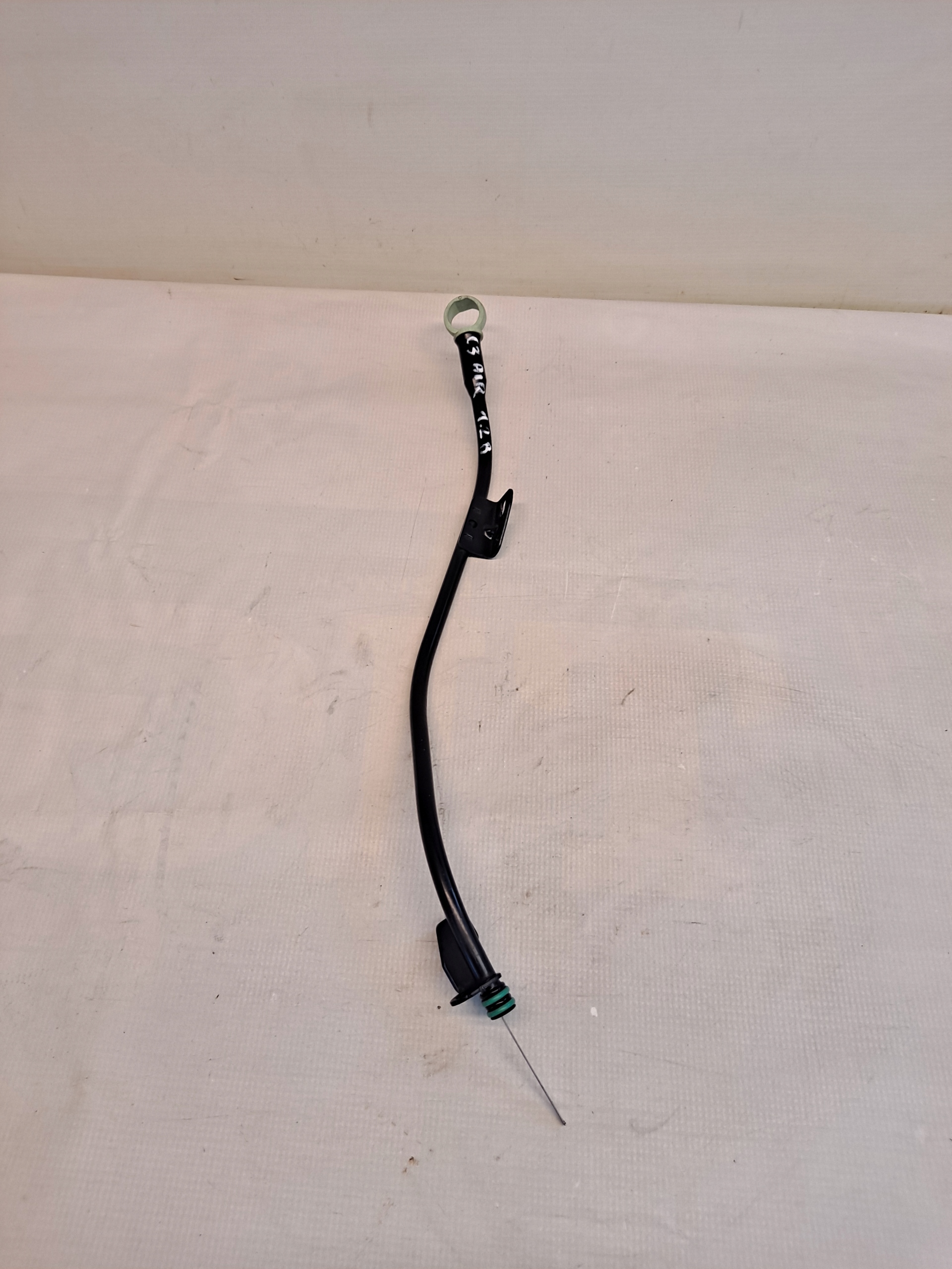 Масляный щуп C3 AIRCROSS 1.2 THP 9815748380