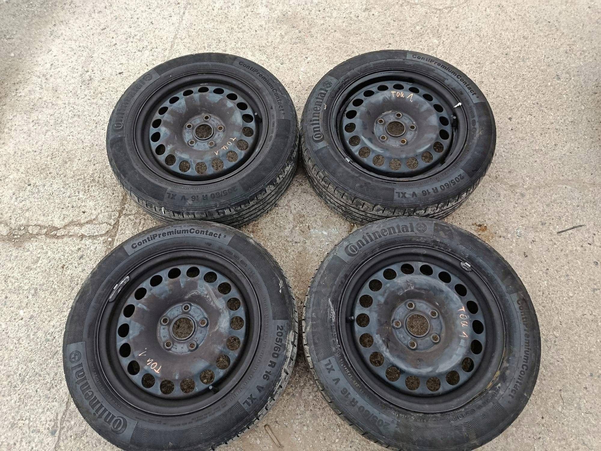 felgen stahl reifen räder 16 Komplet Volkswagen Touran III 5QA601027B reifen