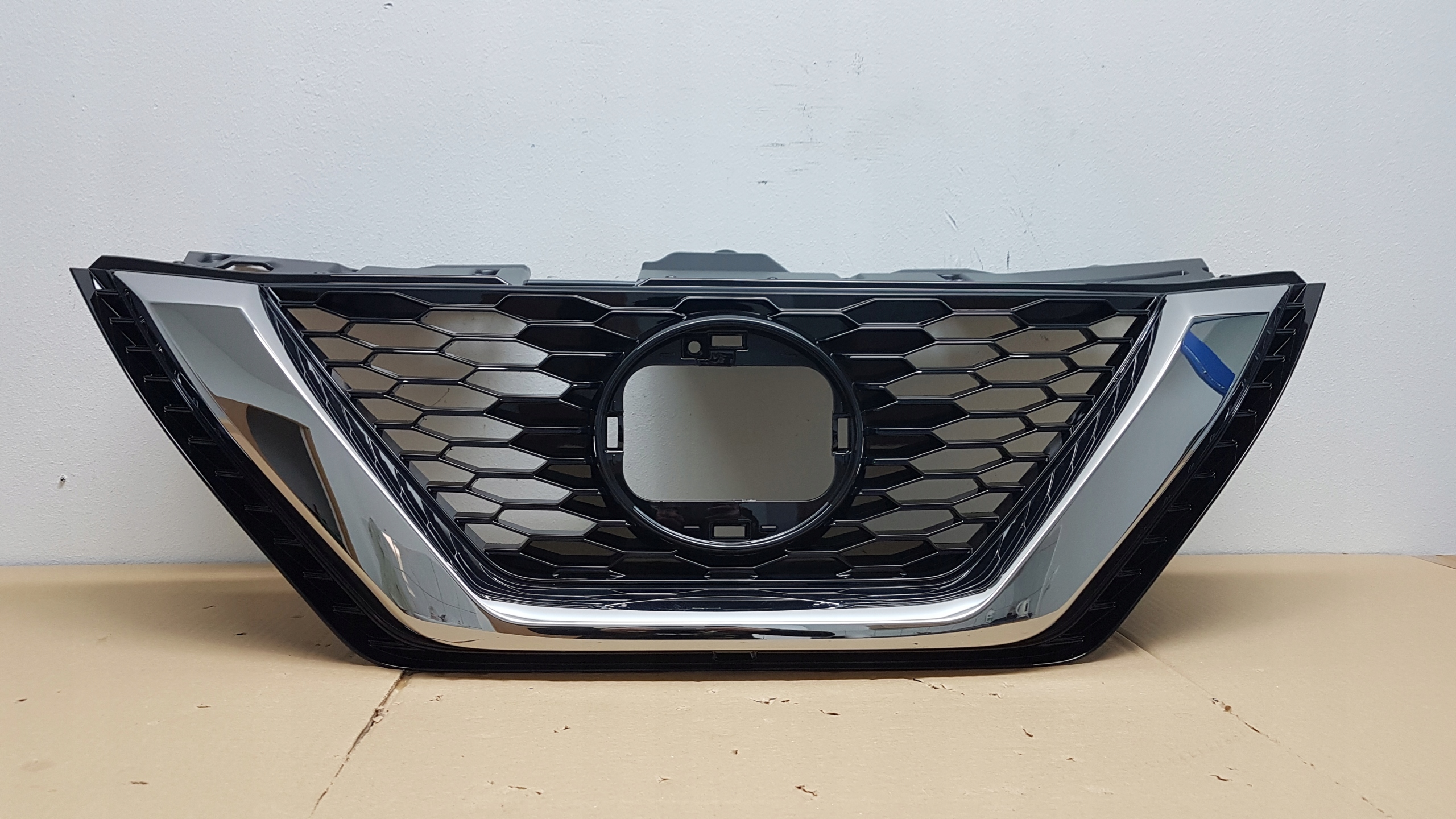 Nissan Qashqai J11 Kühlergrill FRONTGRILL Kühlergitter YGINALNOW - Thumbnail 6