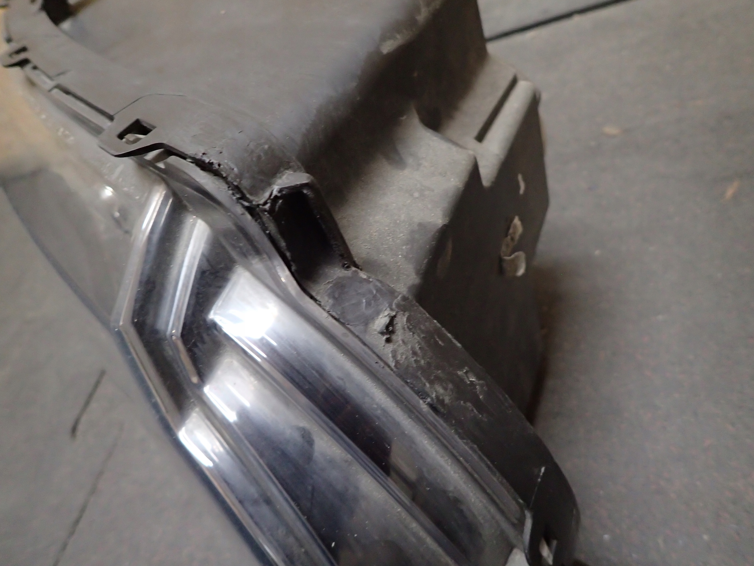 LIGHT RIGHT RANGE ROVER VOUGE LIFT 09-12 BI XENON