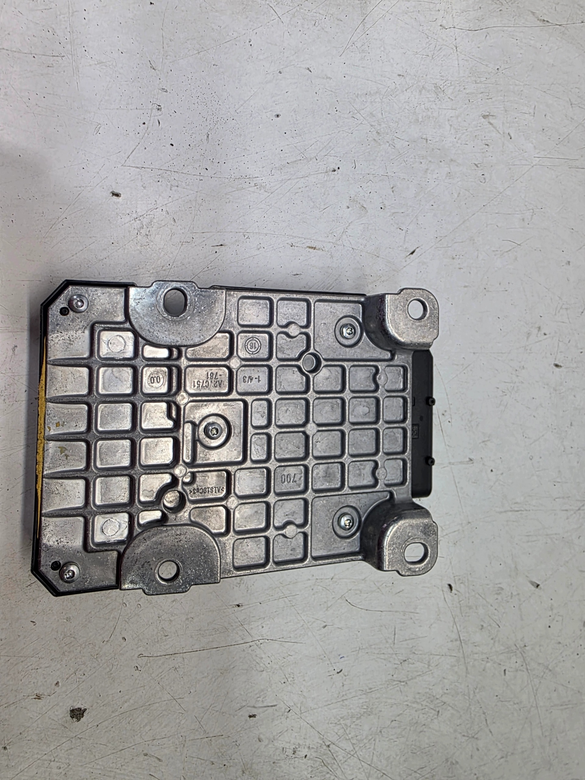 Bedienteil modul Achsträgers PNEUMATYCZNEGO AUDI A6 C8 A7 4K0907777AS