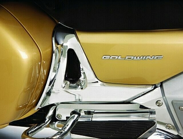 OSLONY NAKLADKI AKUMULATORA HONDA GL 1800 GOLDWING Part number GL 011