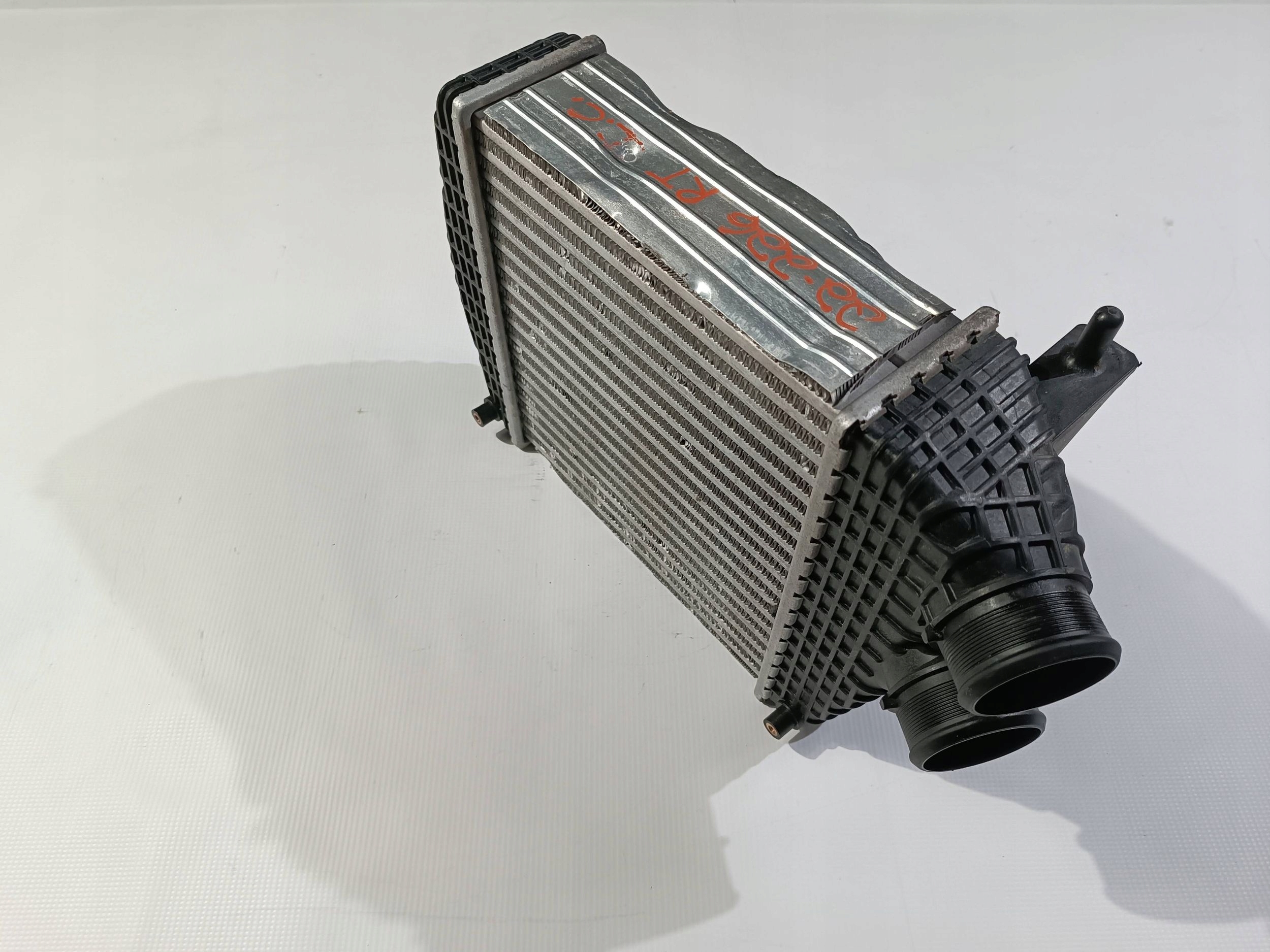 radiator air intercooler right Maserati Ghibli SQ4 2013