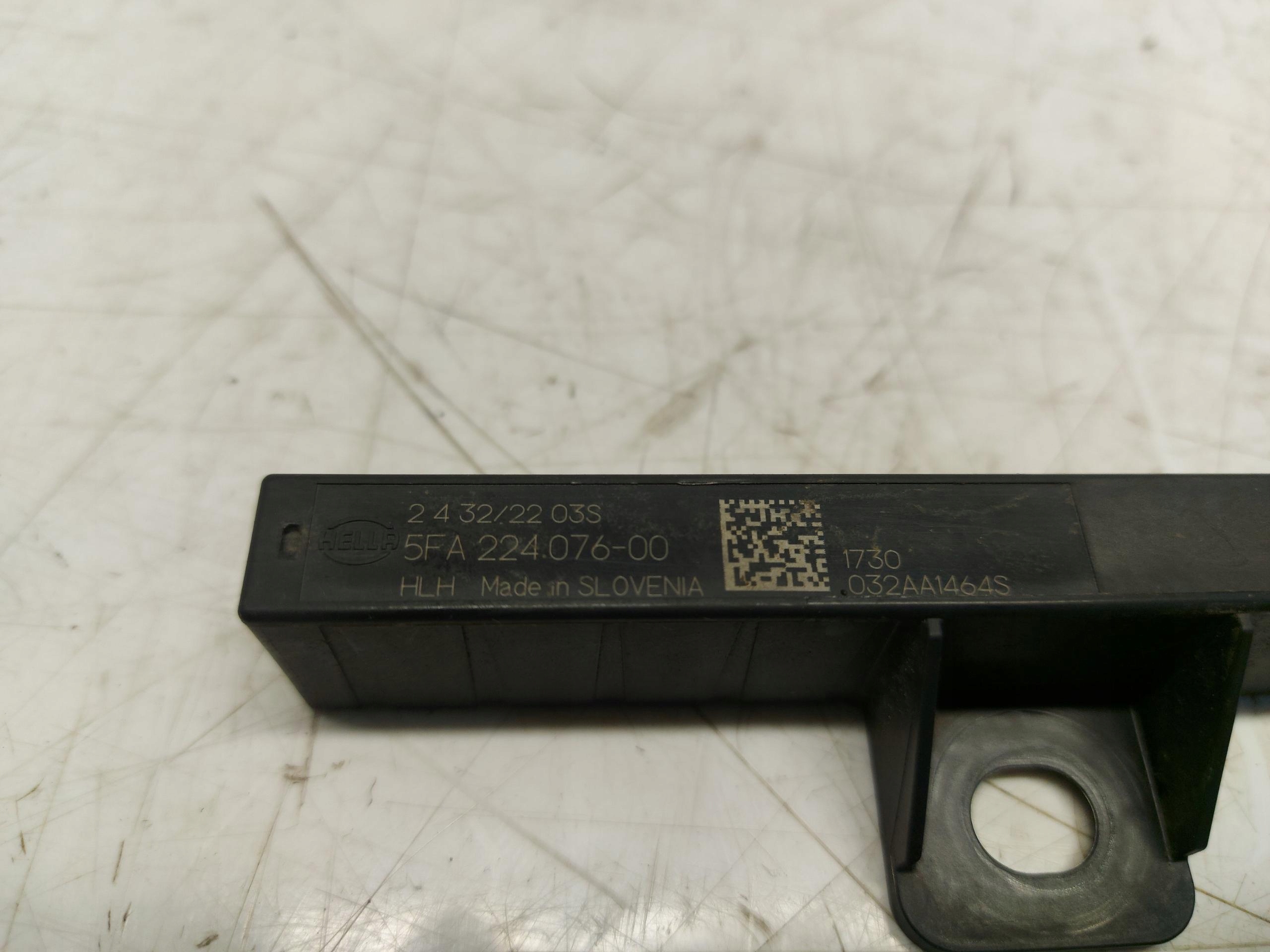 CUPRA FORMENTOR 5FF antena Keyless 5FA224076