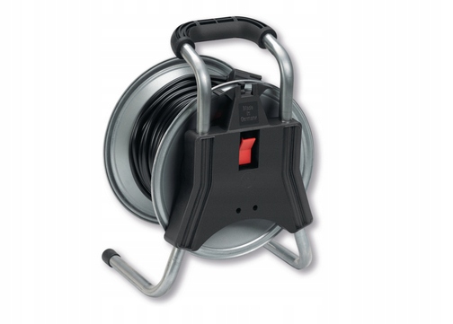 Przedluzacz 3x1 5 mm2 IP20 ze stalowym bebnem Producent code 15679