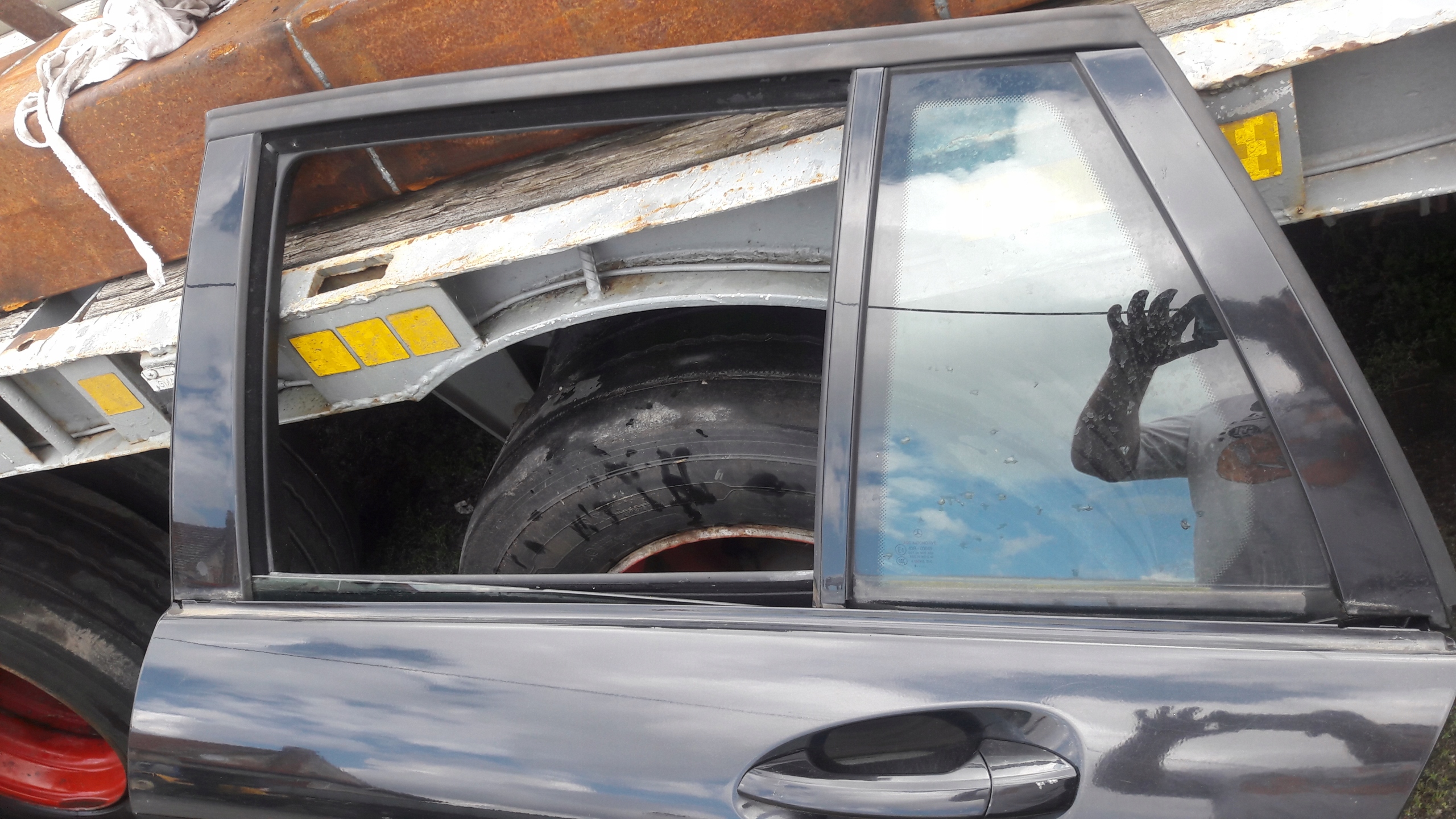 MERCEDES W204 Tür links heck 197