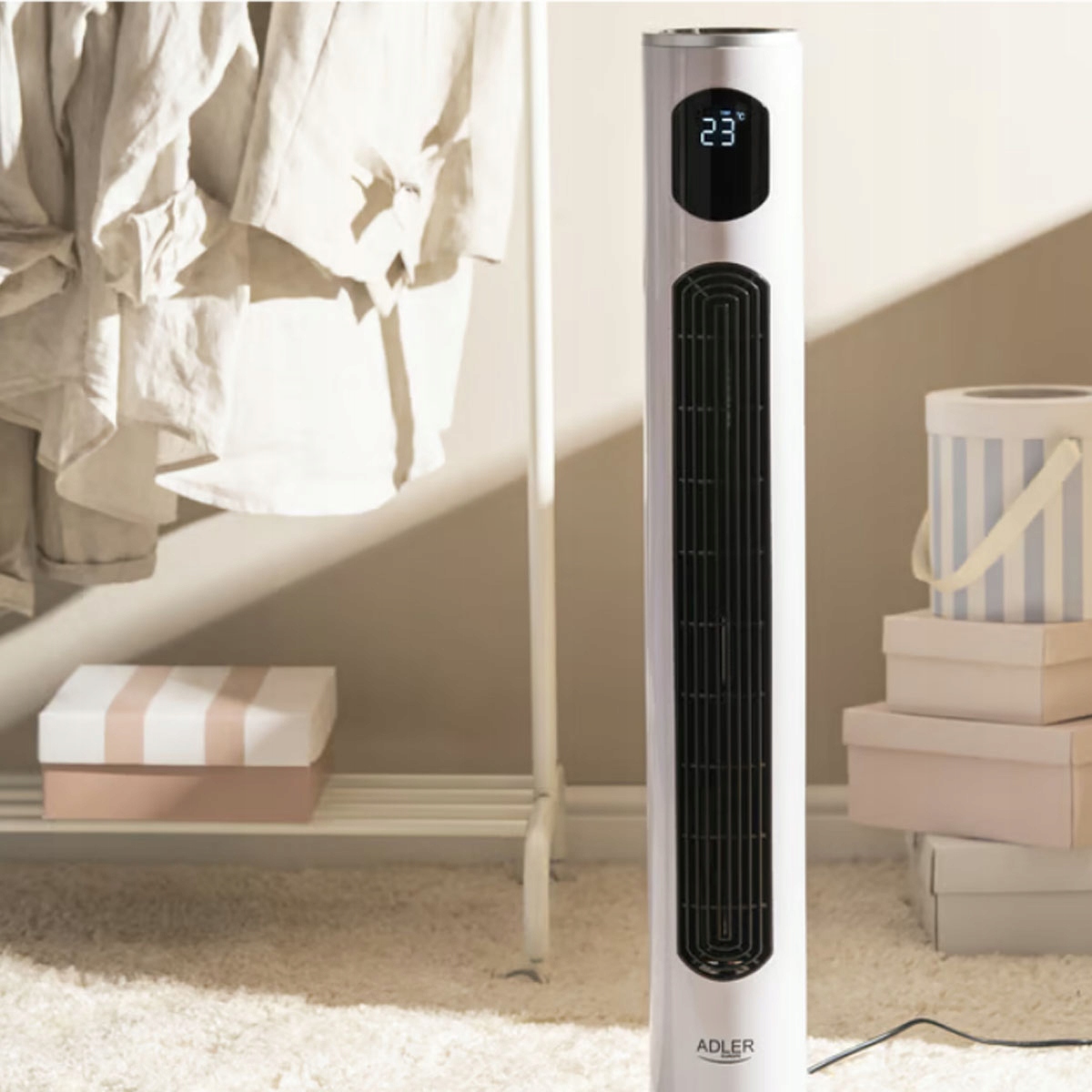 WENTYLATOR KOLUMNOWY PODŁOGOWY Z PILOTEM ADLER WYŚWIETLACZ LED AD 7857 Marka Adler