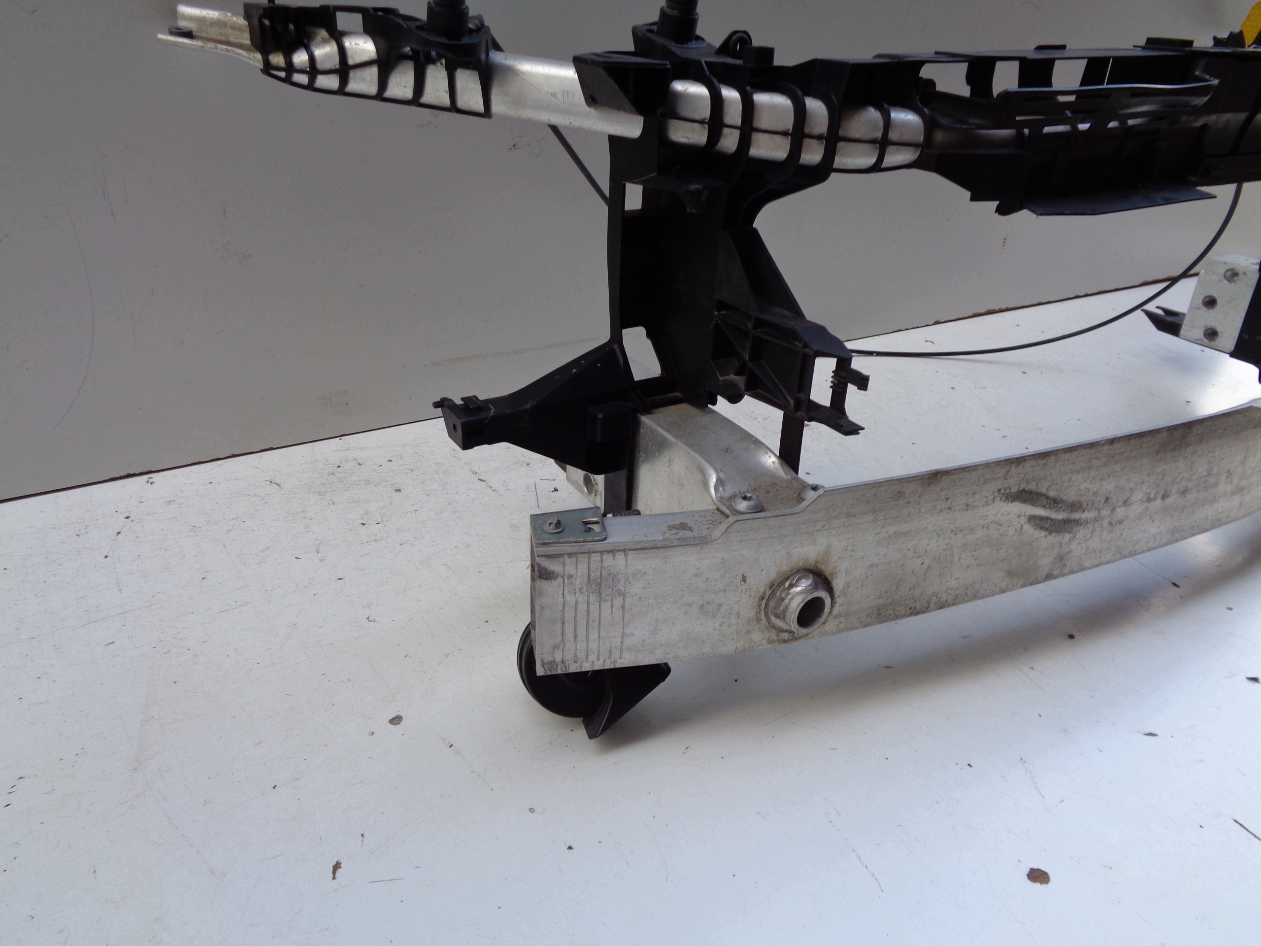 bar, wall front sider MERCEDES GLA W156 CLA W117 A-KLASA W176