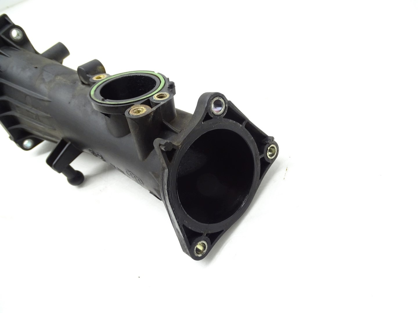 pipe air hose PRZEPUSTNICY AUDI A6 C7 A8 D4 3.0 TDI 059145762AB
