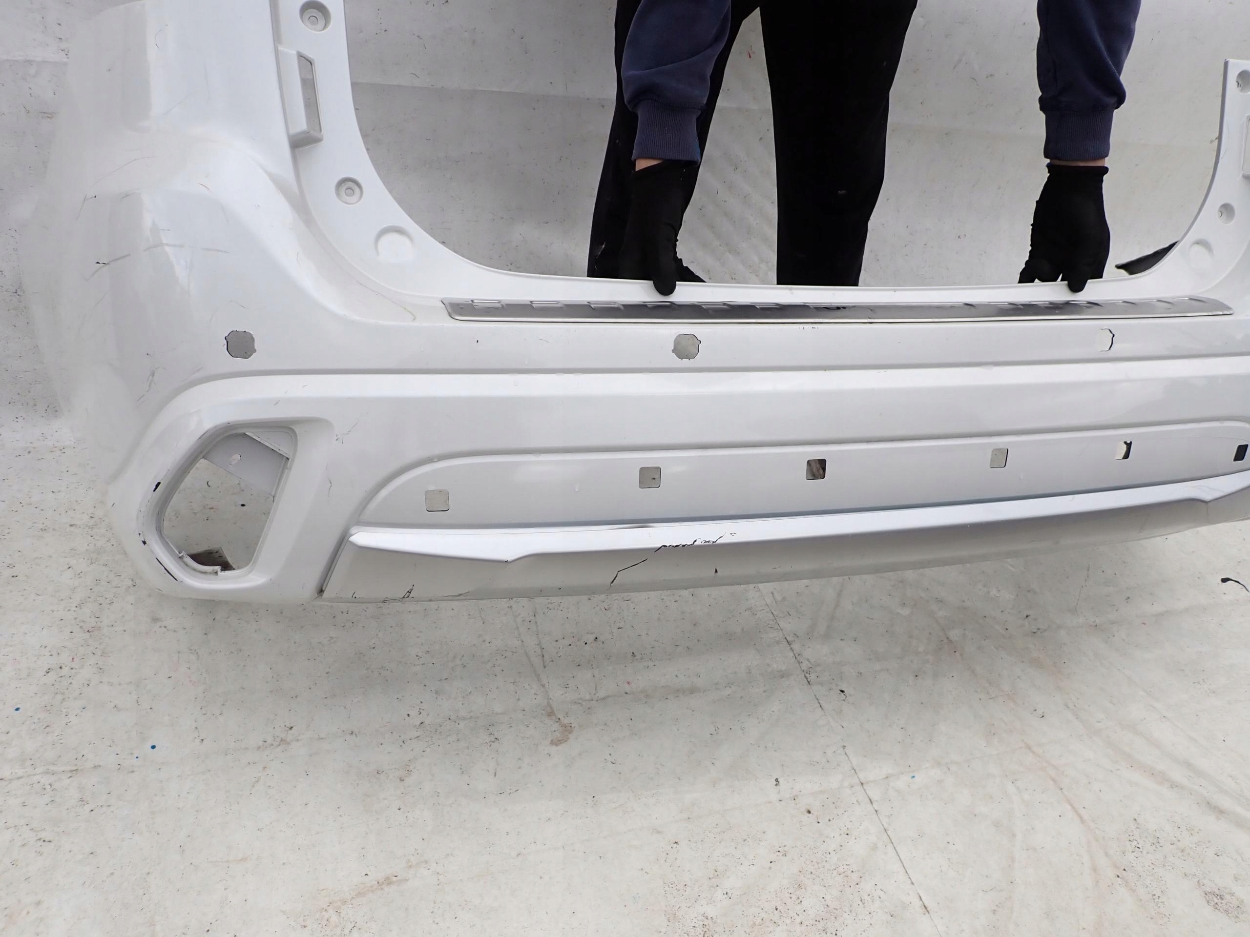 MITSUBISHI OUTLANDER III LIFT bumper rear part PDC