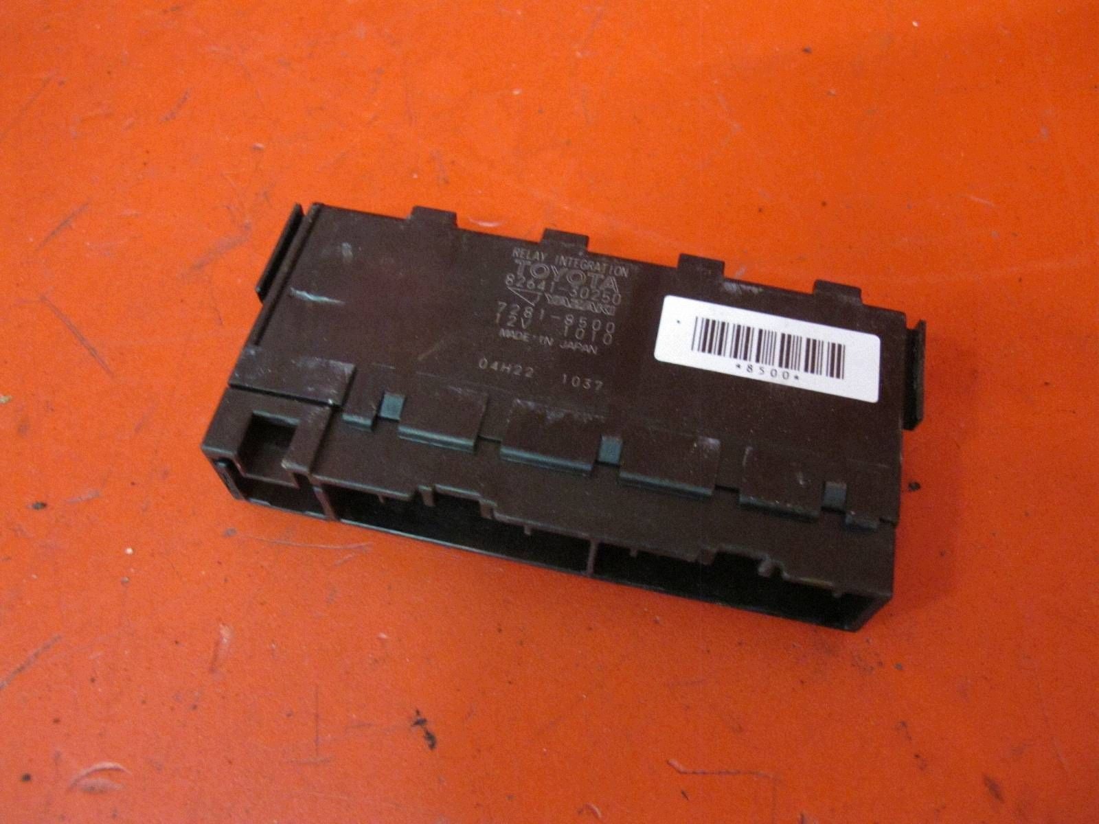 LEXUS IS II E2 modul Bedienteil RELAY INTEGRATION 82641-30250