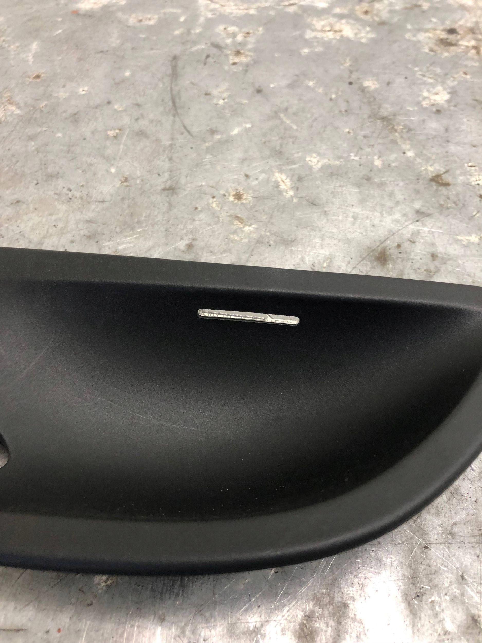 cover handles left front BMW F10 LCI 7226353