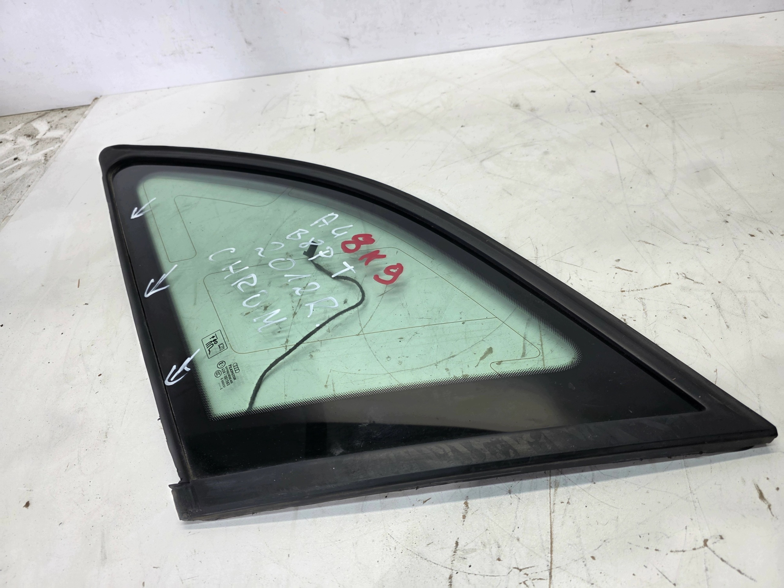window bodywork AUDI A4 B8 AVANT KOMBI CHROM right rear part 2012 ROK