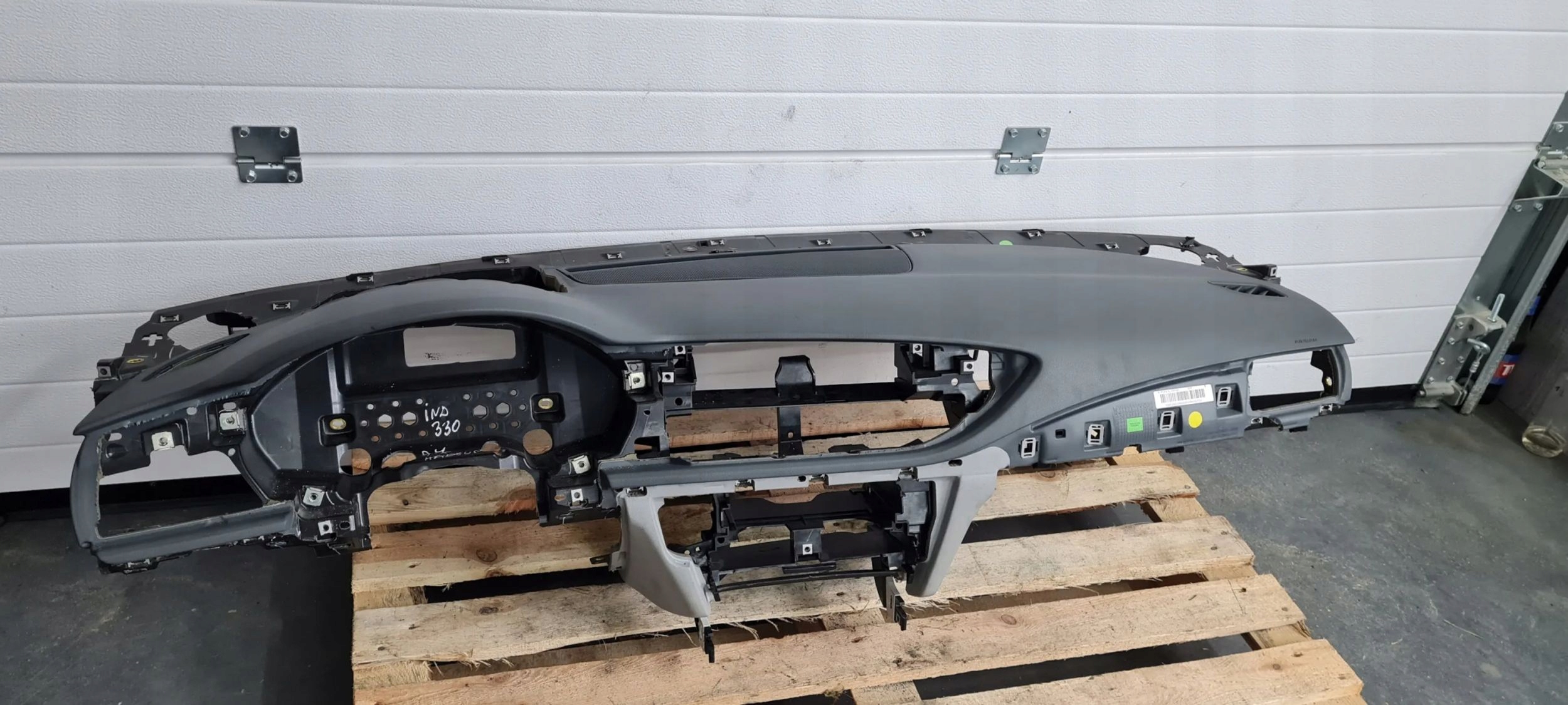 A7 4G S7 dashboard console ROZDZIELCZA cockpit 4G8857001NF grey ORG HED UP