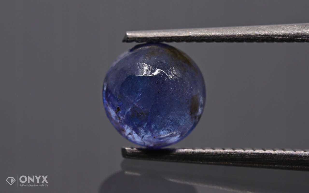 Tanzanit kabošon kulatý fi 6,3 mm