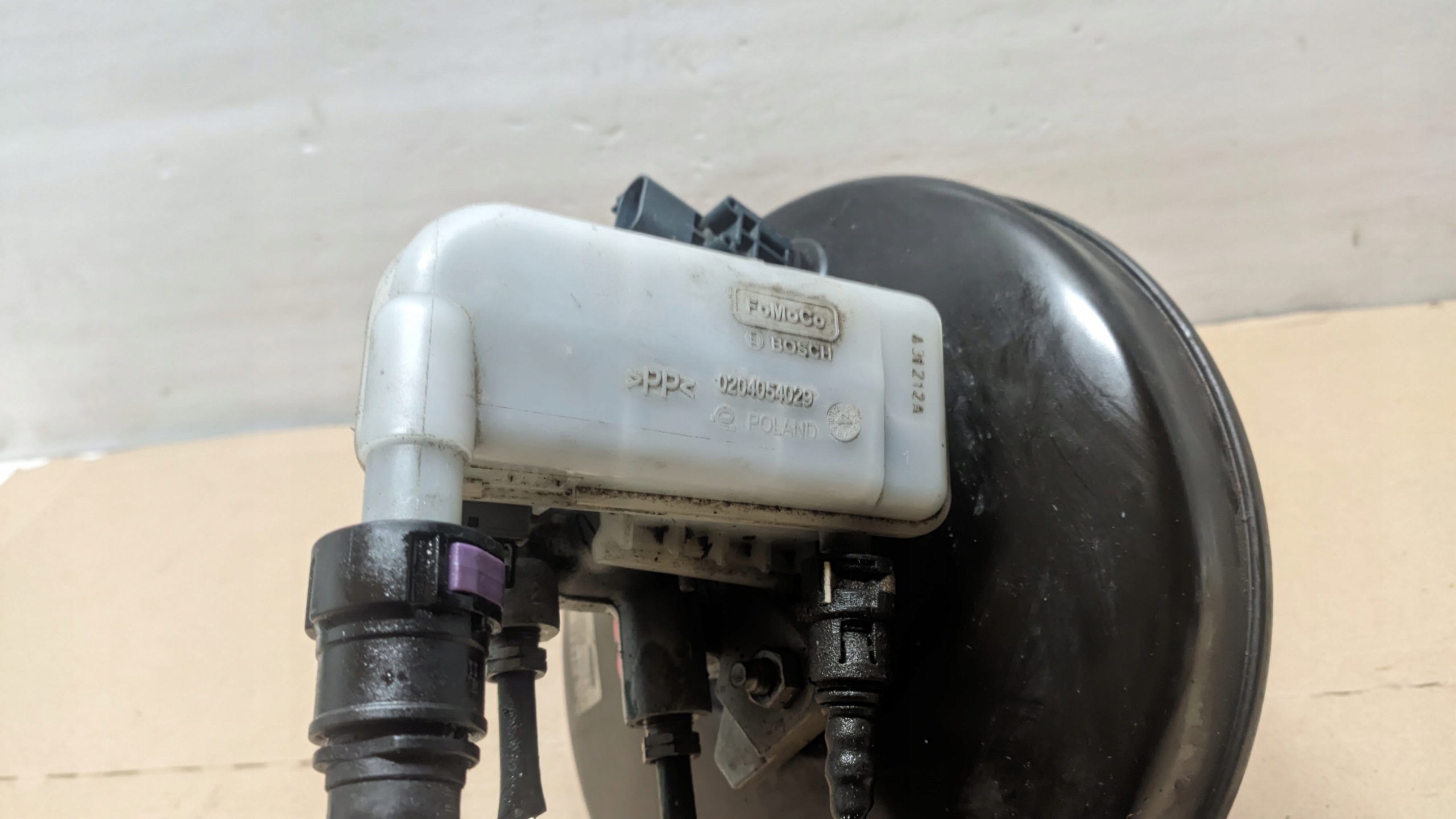 FORD B-MAX 12R 1.0 EB servo Servofreno AY11-2B195-AA