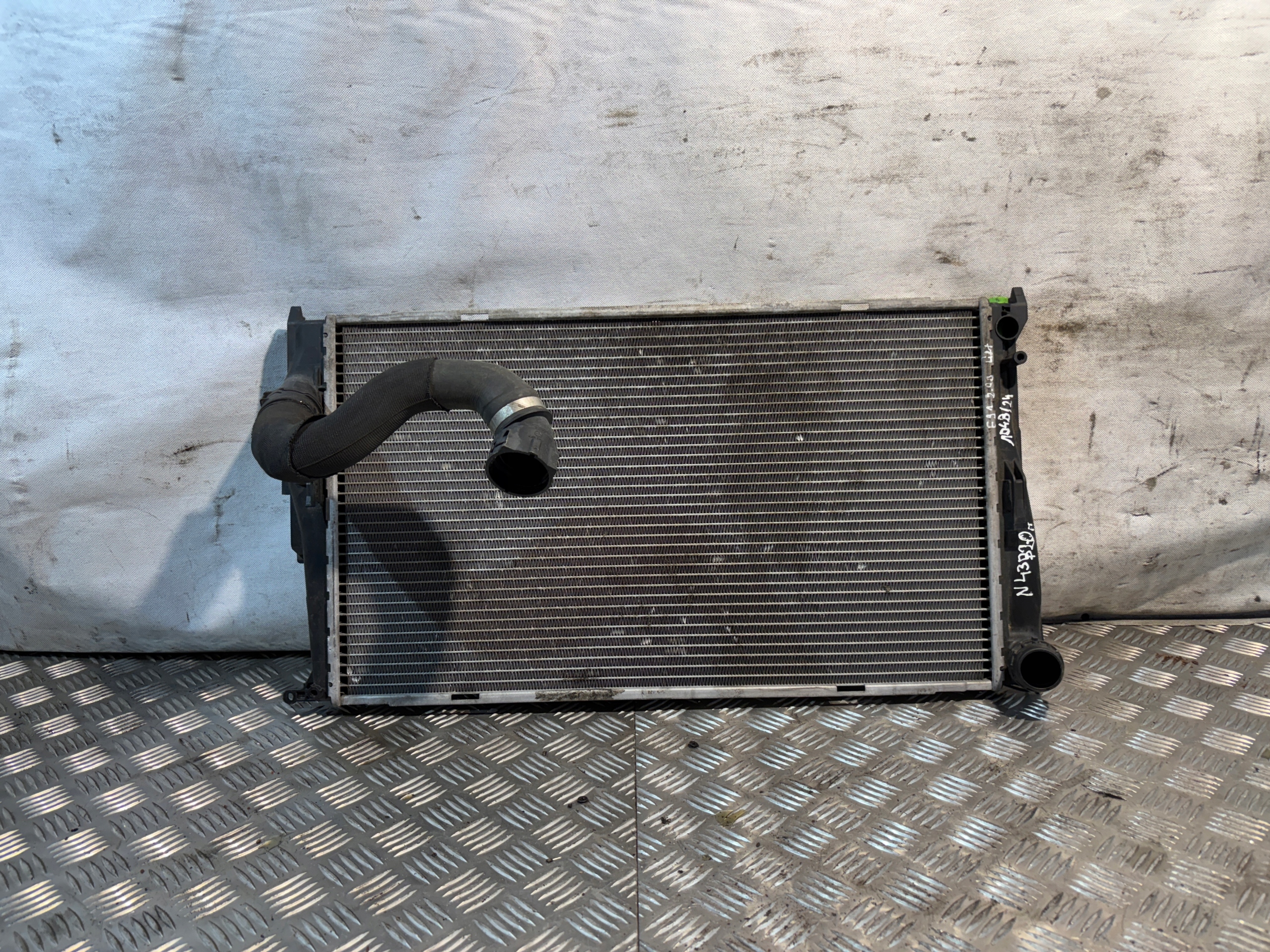 water cooler BMW E91 lift 2,0B N43B20A 7788903